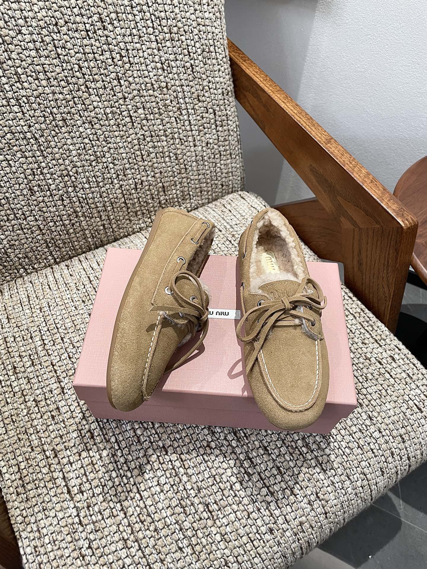Cheap MiuMiu Leopold shoes For Women in 230740, $110 USD- [IB230740] - Replica MiuMiu Leopold shoes For Women