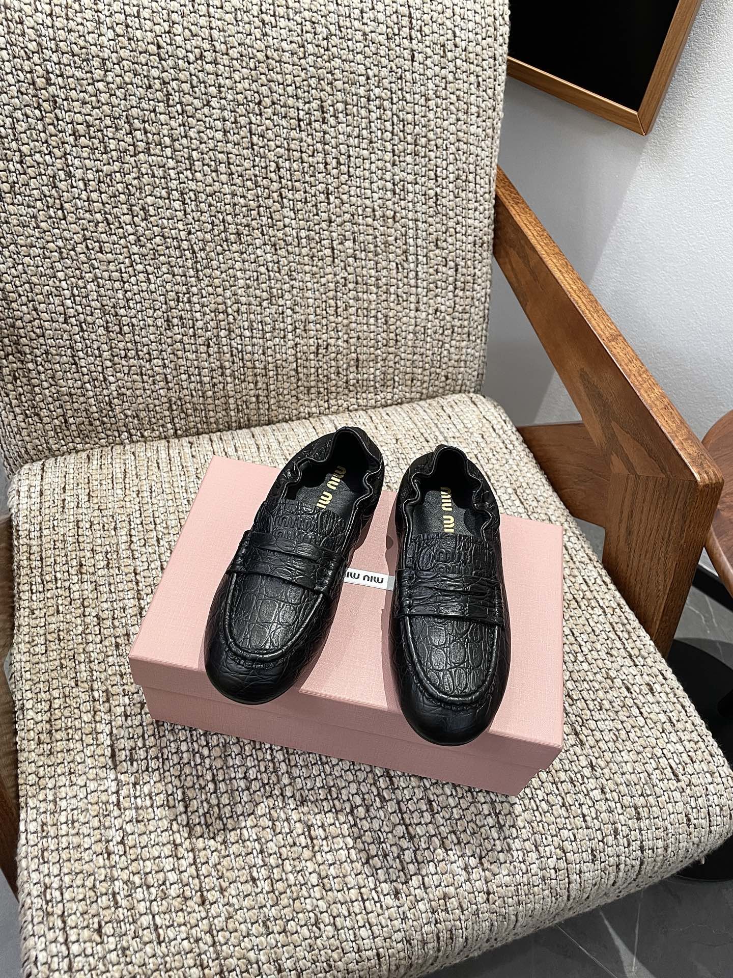 Cheap MiuMiu Leopold shoes For Women in 230741, $110 USD- [IB230741] - Replica MiuMiu Leopold shoes For Women