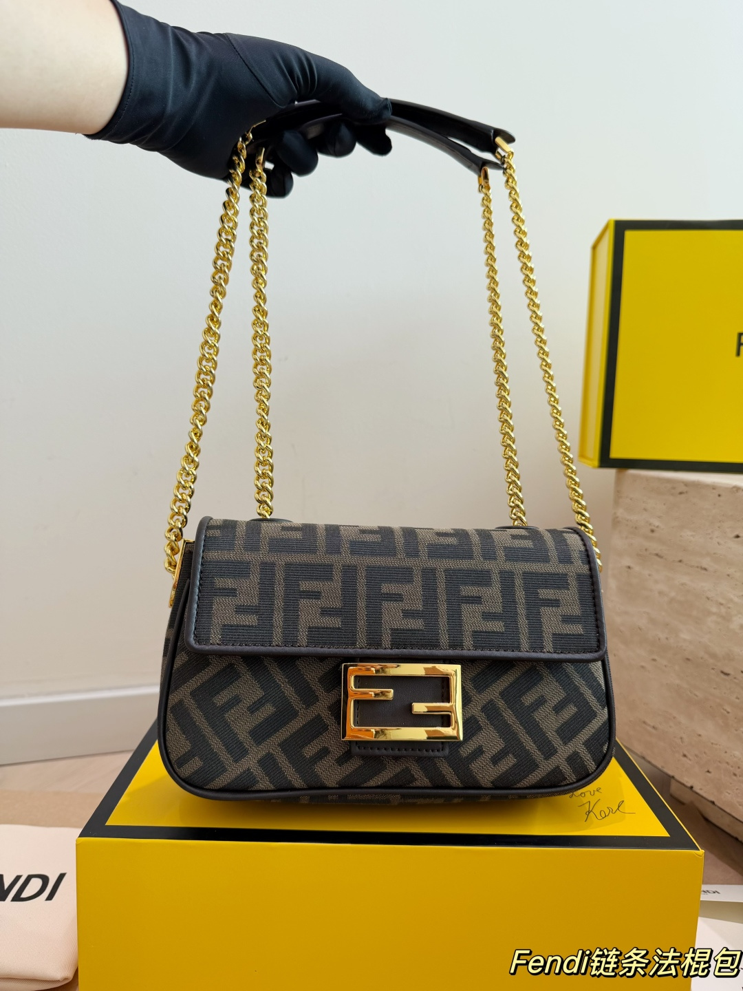 Cheap Fendi AAA+++ Handbags in 230756, $105 USD- [IB230756] - Replica Fendi AAA+++ Handbags