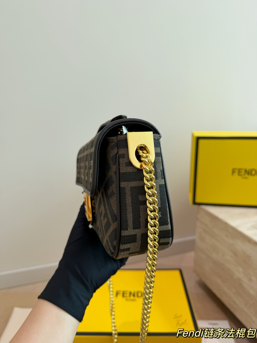 Cheap Fendi AAA+++ Handbags in 230756, $105 USD- [IB230756] - Replica Fendi AAA+++ Handbags