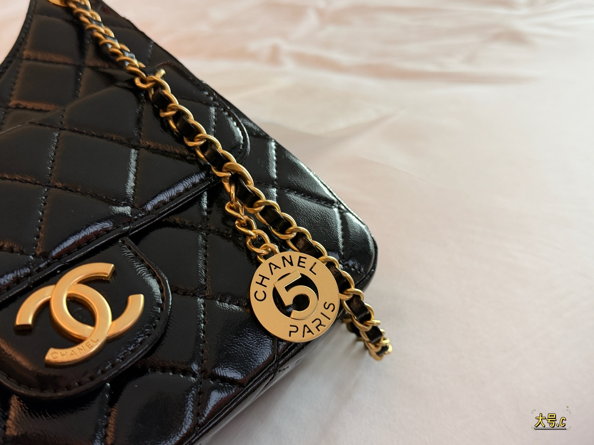 Cheap Chanel AAA quality Handbags in 230772, $90 USD- [IB230772] - Replica Chanel AAA quality Handbags
