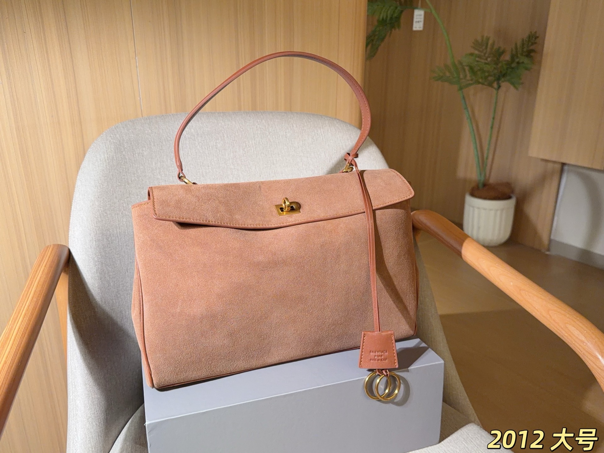 Cheap Balenciaga high quality Handbags in 230776, $135 USD- [IB230776] - Replica Balenciaga high quality Handbags