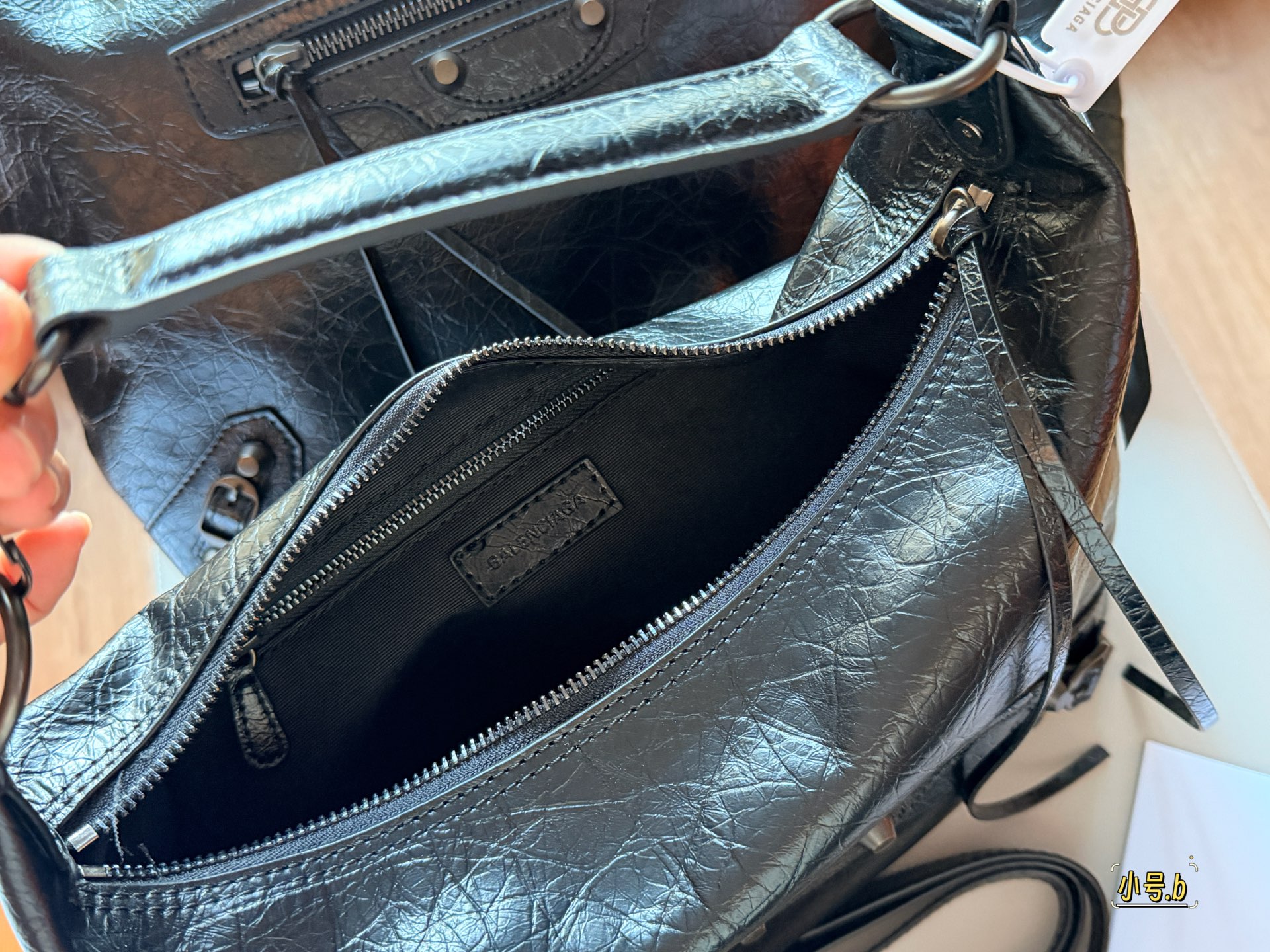 Cheap Balenciaga high quality Handbags in 230777, $120 USD- [IB230777] - Replica Balenciaga high quality Handbags