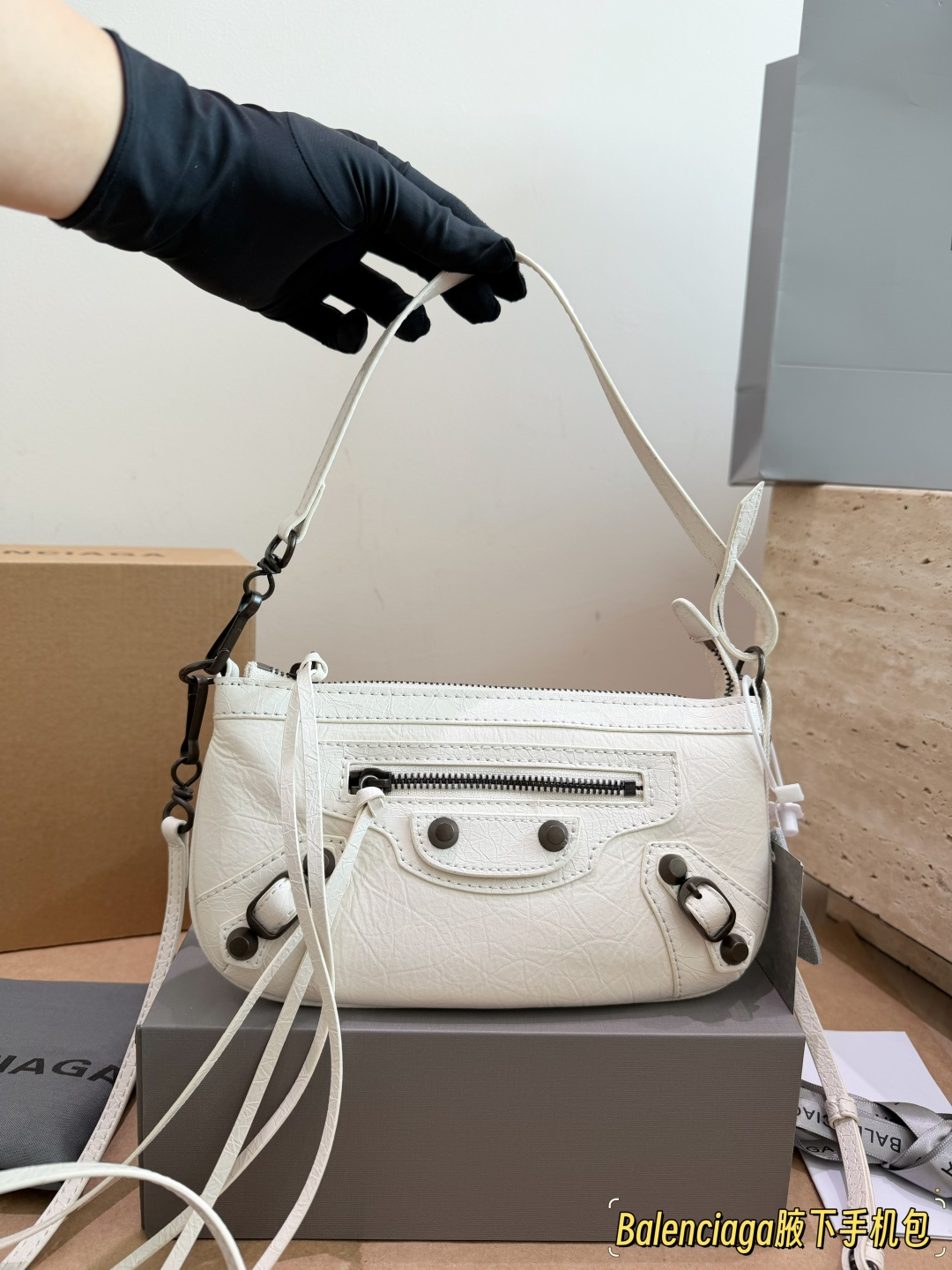 Cheap Balenciaga high quality Handbags in 230785, $85 USD- [IB230785] - Replica Balenciaga high quality Handbags