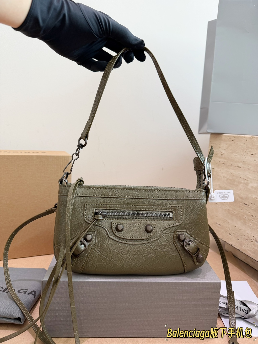 Cheap Balenciaga high quality Handbags in 230788, $85 USD- [IB230788] - Replica Balenciaga high quality Handbags
