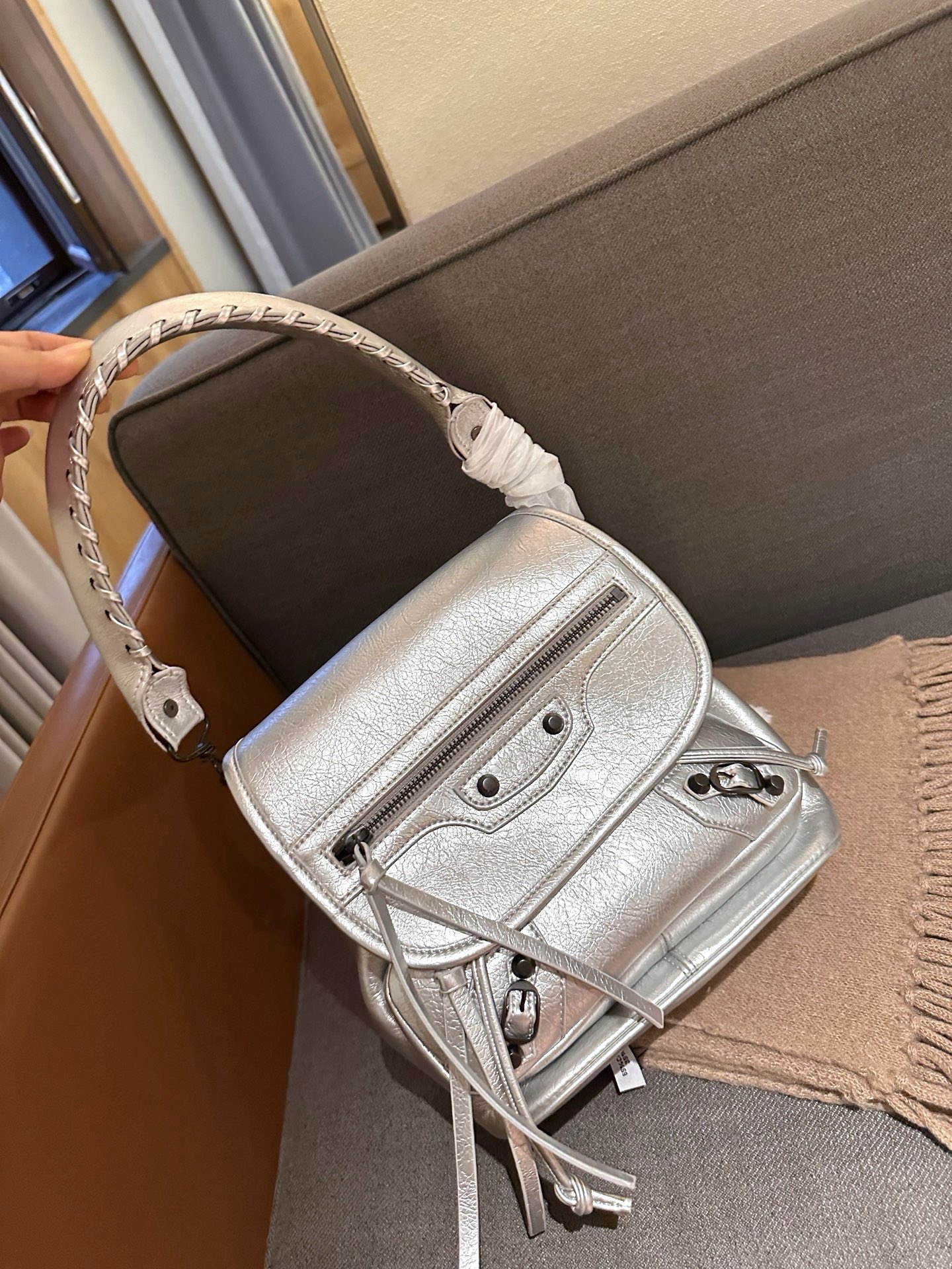 Cheap Balenciaga high quality Handbags in 230805, $110 USD- [IB230805] - Replica Balenciaga high quality Handbags