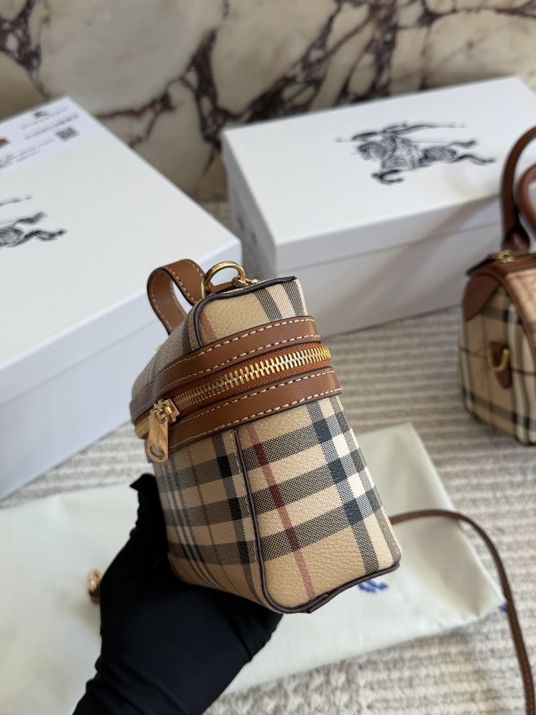 Cheap Burberry AAA Quality Handbags in 230812, $85 USD- [IB230812] - Replica Burberry AAA Quality Handbags