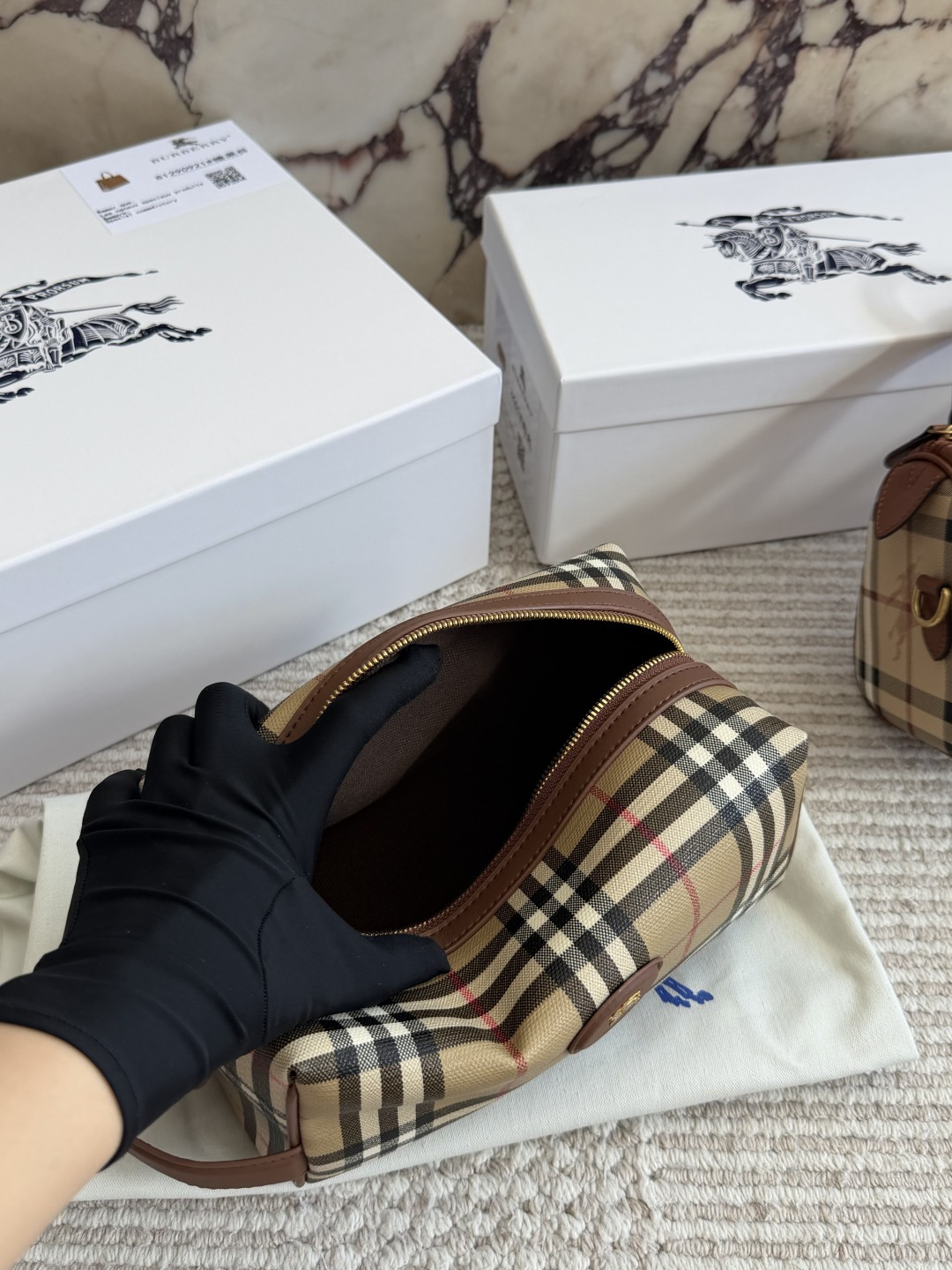 Cheap Burberry AAA Quality Handbags in 230813, $80 USD- [IB230813] - Replica Burberry AAA Quality Handbags