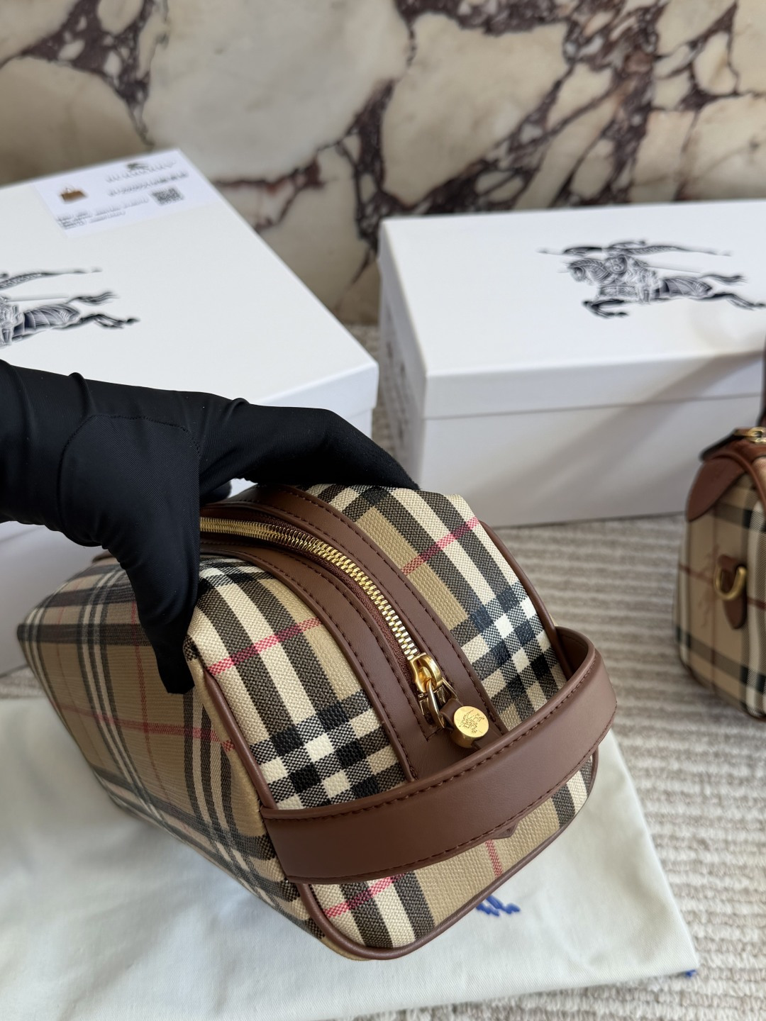 Cheap Burberry AAA Quality Handbags in 230813, $80 USD- [IB230813] - Replica Burberry AAA Quality Handbags