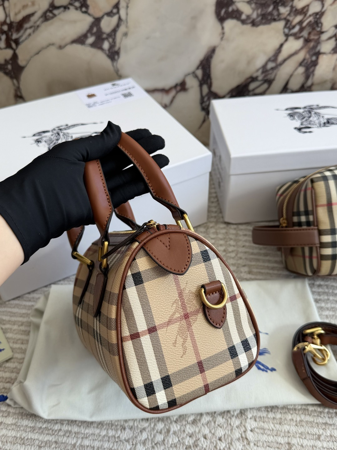 Cheap Burberry AAA Quality Handbags in 230814, $80 USD- [IB230814] - Replica Burberry AAA Quality Handbags