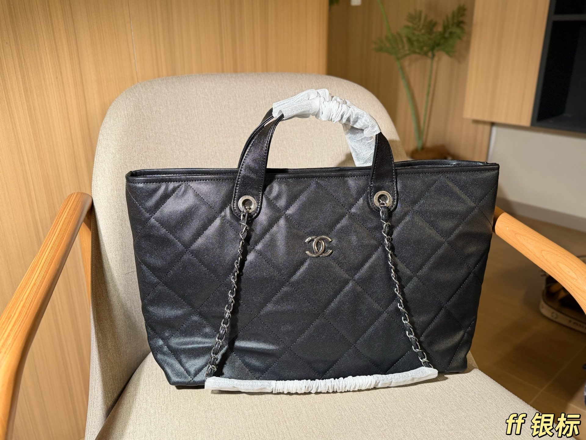 Cheap Chanel AAA quality Handbags in 230844, $95 USD- [IB230844] - Replica Chanel AAA quality Handbags