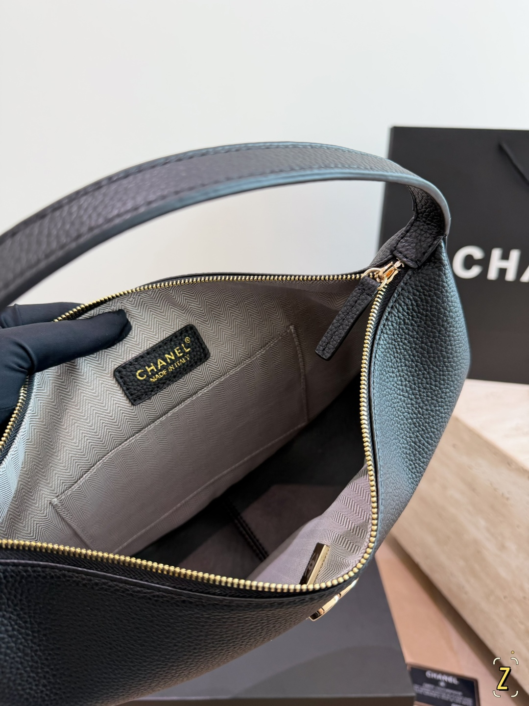 Cheap Chanel AAA quality Handbags in 230874, $75 USD- [IB230874] - Replica Chanel AAA quality Handbags