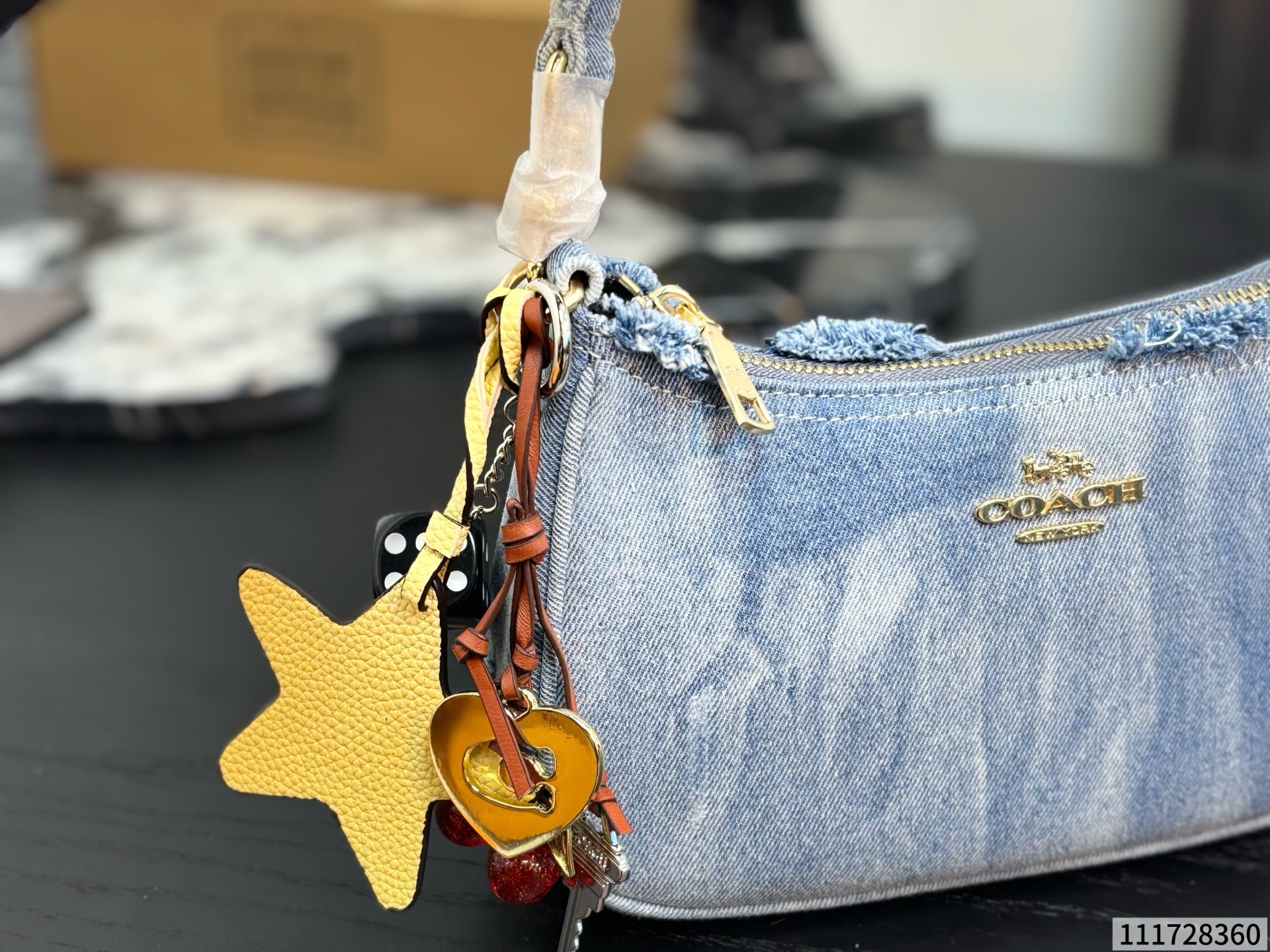 Cheap Chanel AAA quality Handbags in 230878, $135 USD- [IB230878] - Replica Chanel AAA quality Handbags