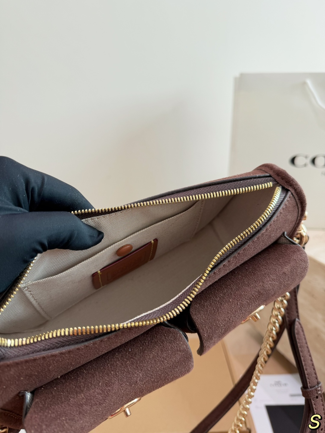 Cheap Chanel AAA quality Handbags in 230883, $90 USD- [IB230883] - Replica Chanel AAA quality Handbags