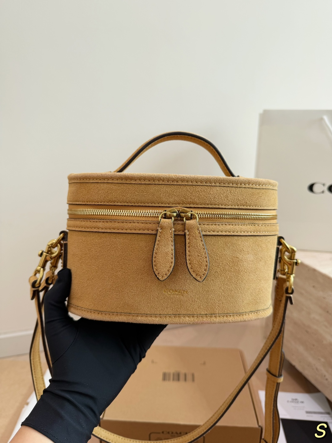 Cheap Chanel AAA quality Handbags in 230889, $90 USD- [IB230889] - Replica Chanel AAA quality Handbags