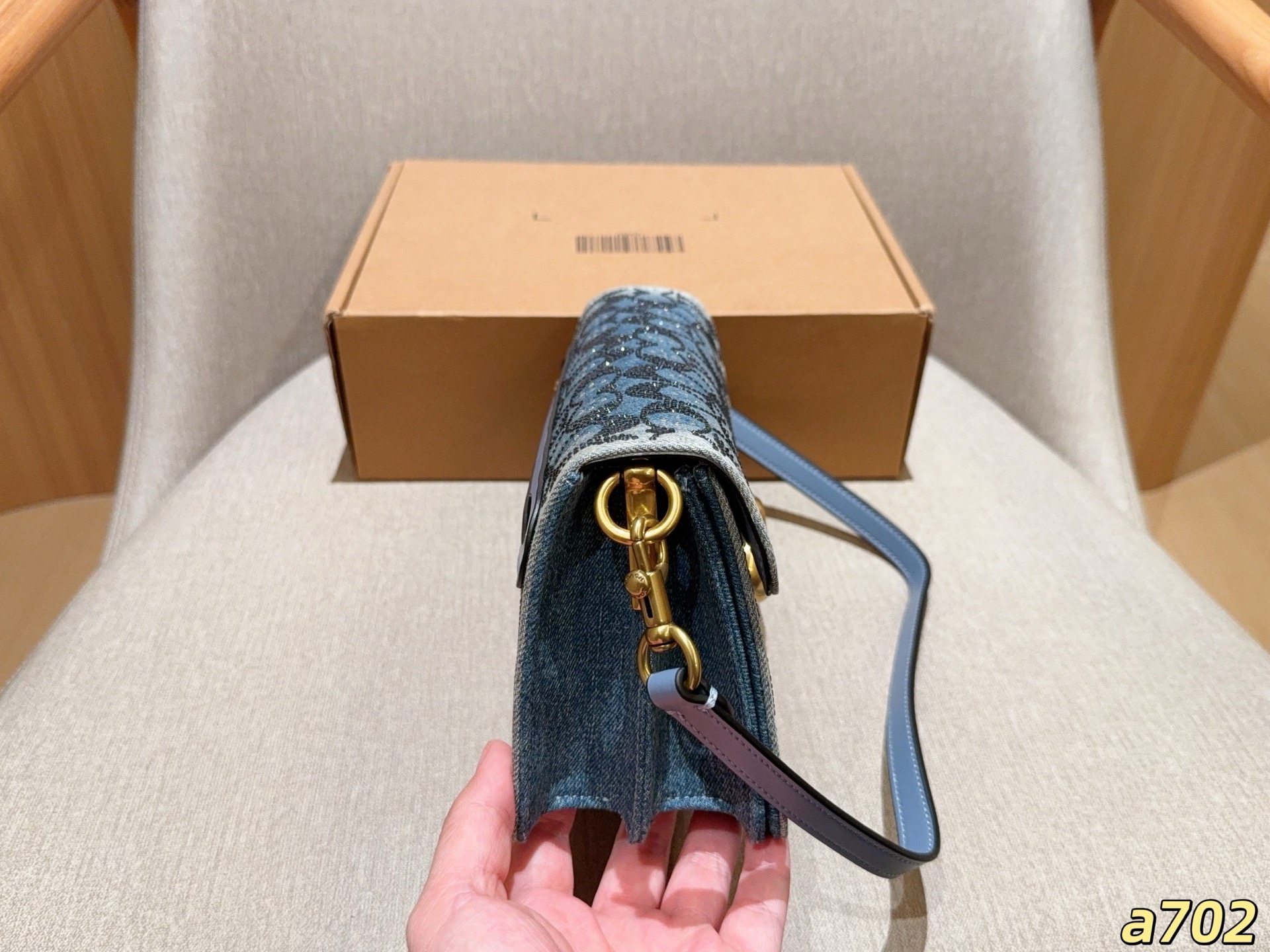Cheap Coach Cross Bags in 230913, $135 USD- [IB230913] - Replica Coach Cross Bags