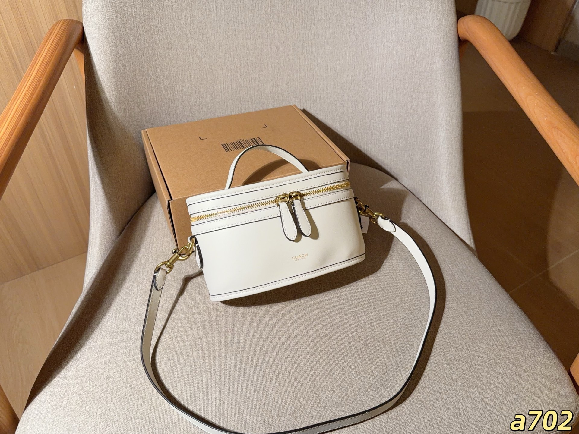 Cheap Coach Cross Bags in 230917, $90 USD- [IB230917] - Replica Coach Cross Bags