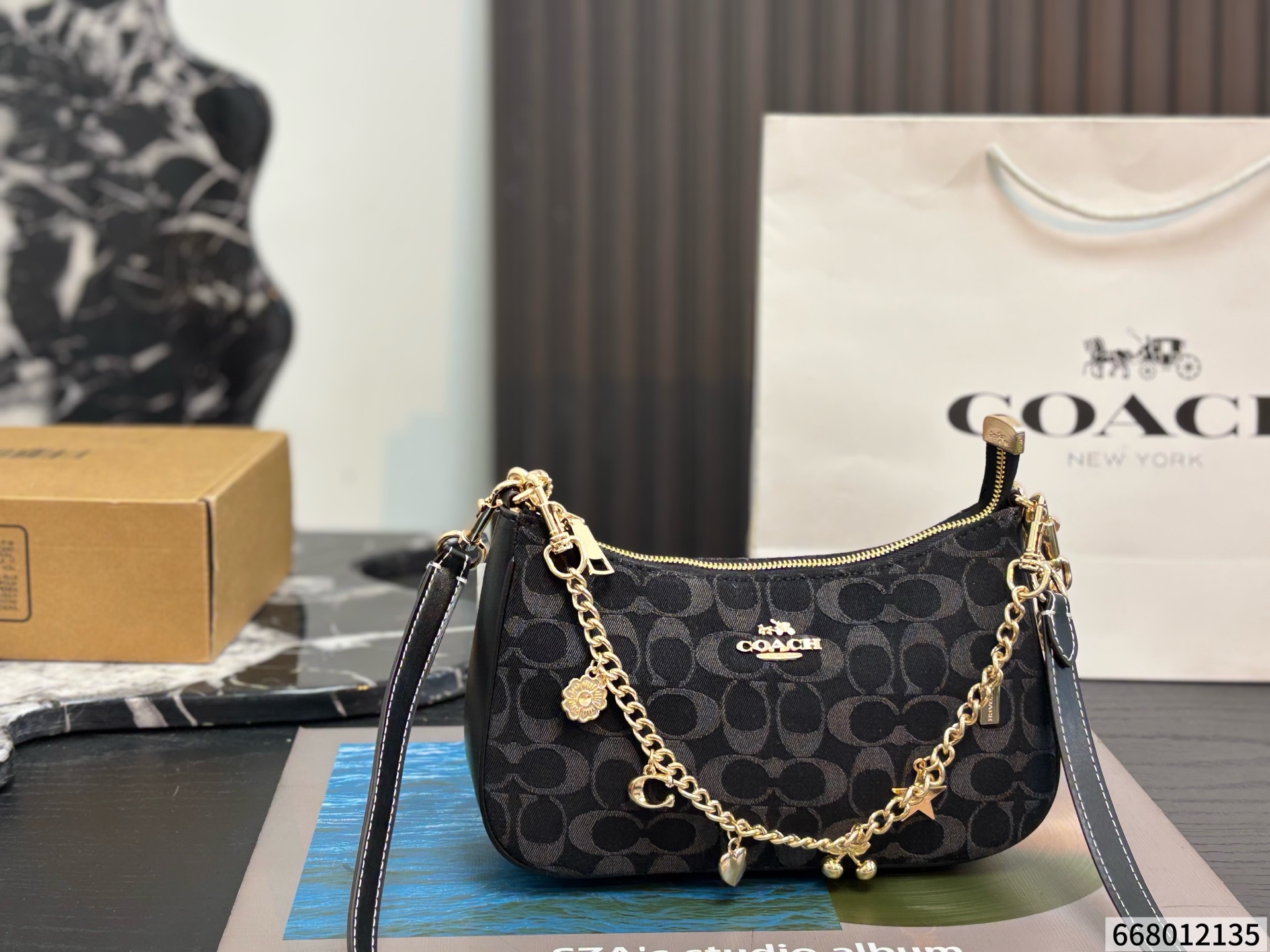 Cheap Coach Cross Bags in 230936, $70 USD- [IB230936] - Replica Coach Cross Bags