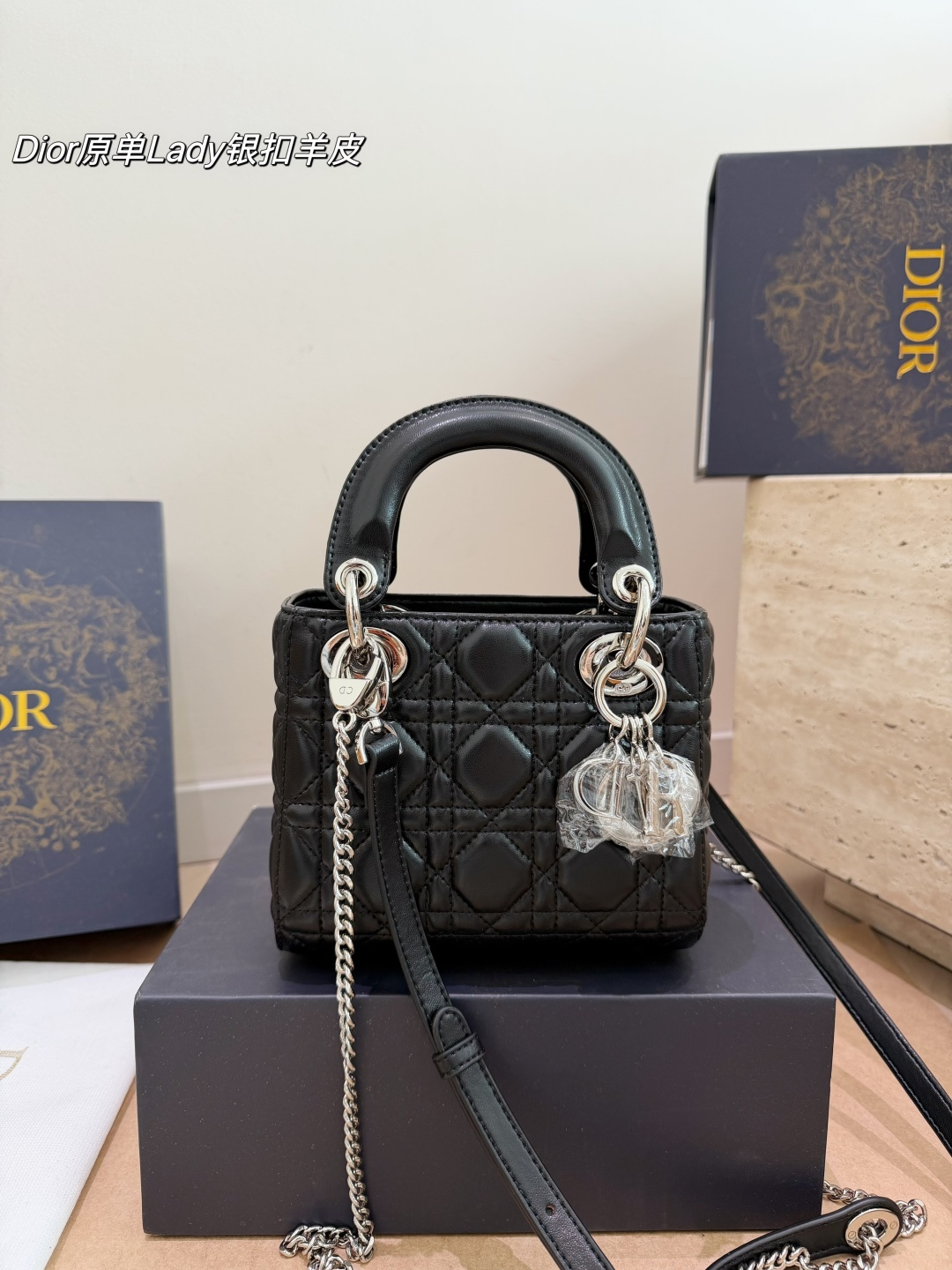 Cheap Dior AAA Quality Handbags in 230947, $100 USD- [IB230947] - Replica Dior AAA Quality Handbags