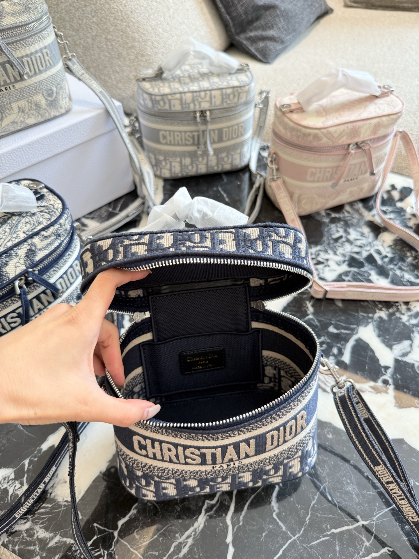 Cheap Dior AAA Quality Handbags in 230956, $120 USD- [IB230956] - Replica Dior AAA Quality Handbags