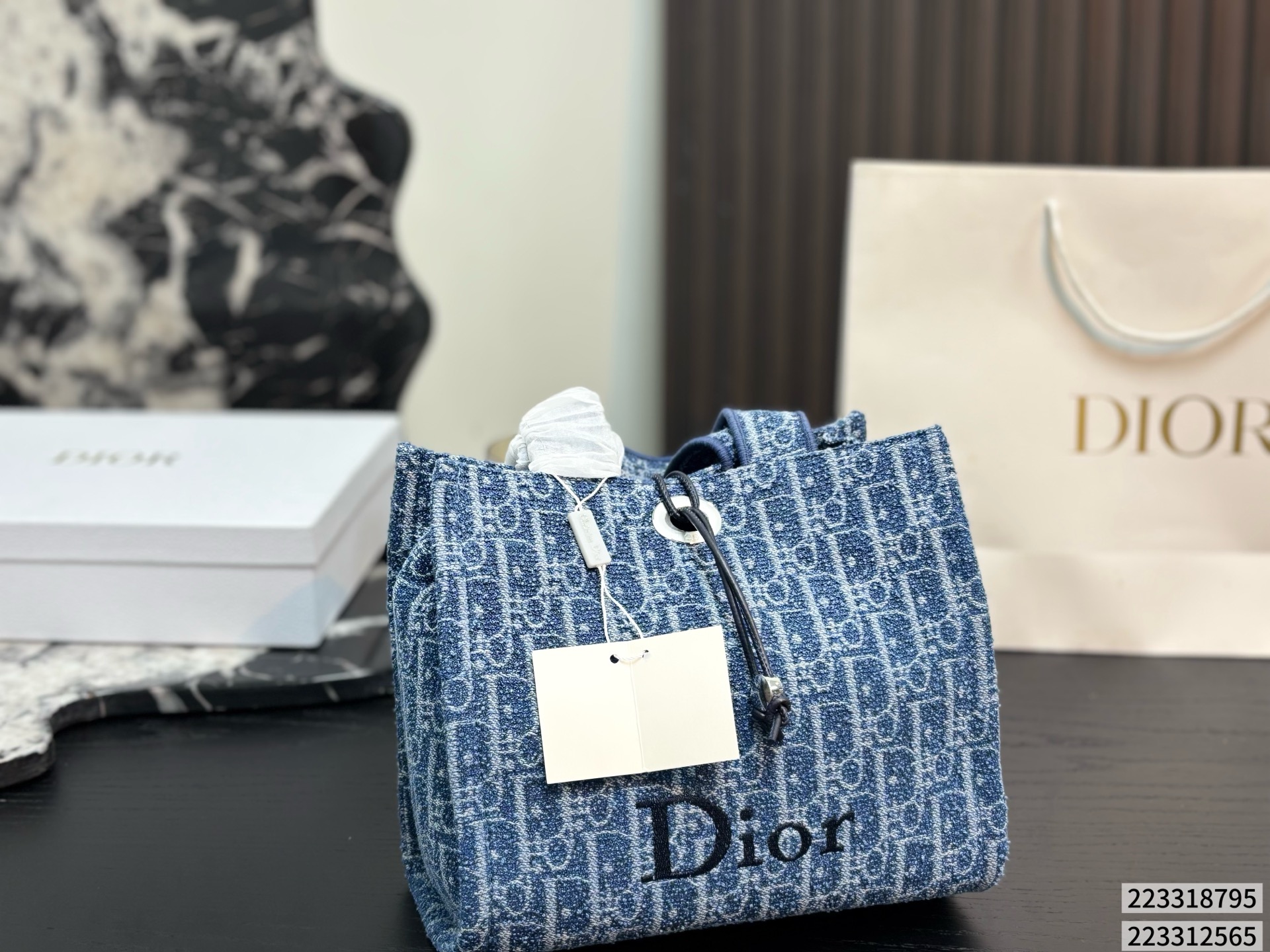 Cheap Dior AAA Quality Handbags in 230961, $90 USD- [IB230961] - Replica Dior AAA Quality Handbags