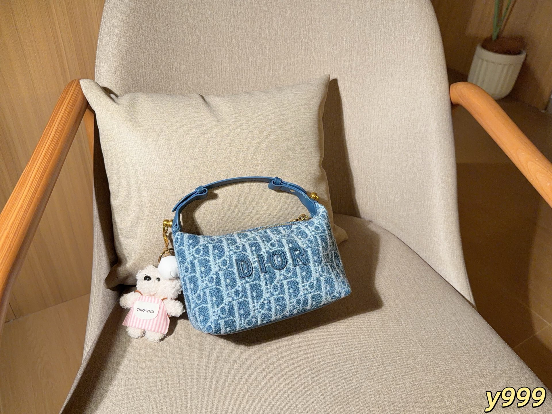 Cheap Dior AAA Quality Handbags in 230966, $60 USD- [IB230966] - Replica Dior AAA Quality Handbags