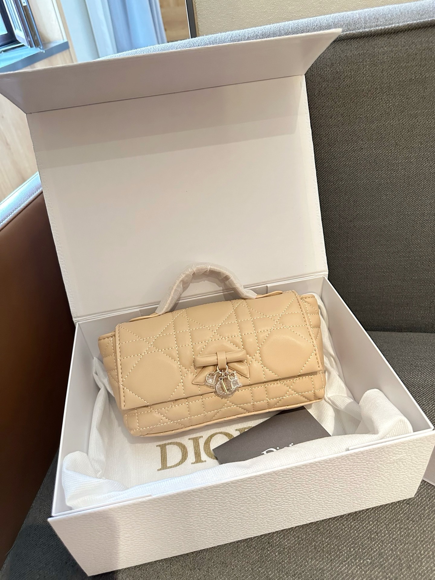 Cheap Dior AAA Quality Handbags in 231000, $75 USD- [IB231000] - Replica Dior AAA Quality Handbags