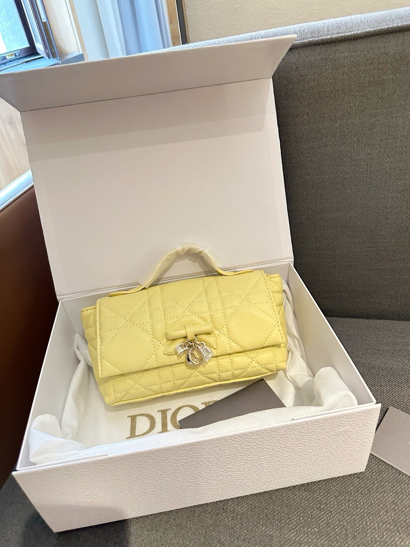 Cheap Dior AAA Quality Handbags in 231002, $75 USD- [IB231002] - Replica Dior AAA Quality Handbags