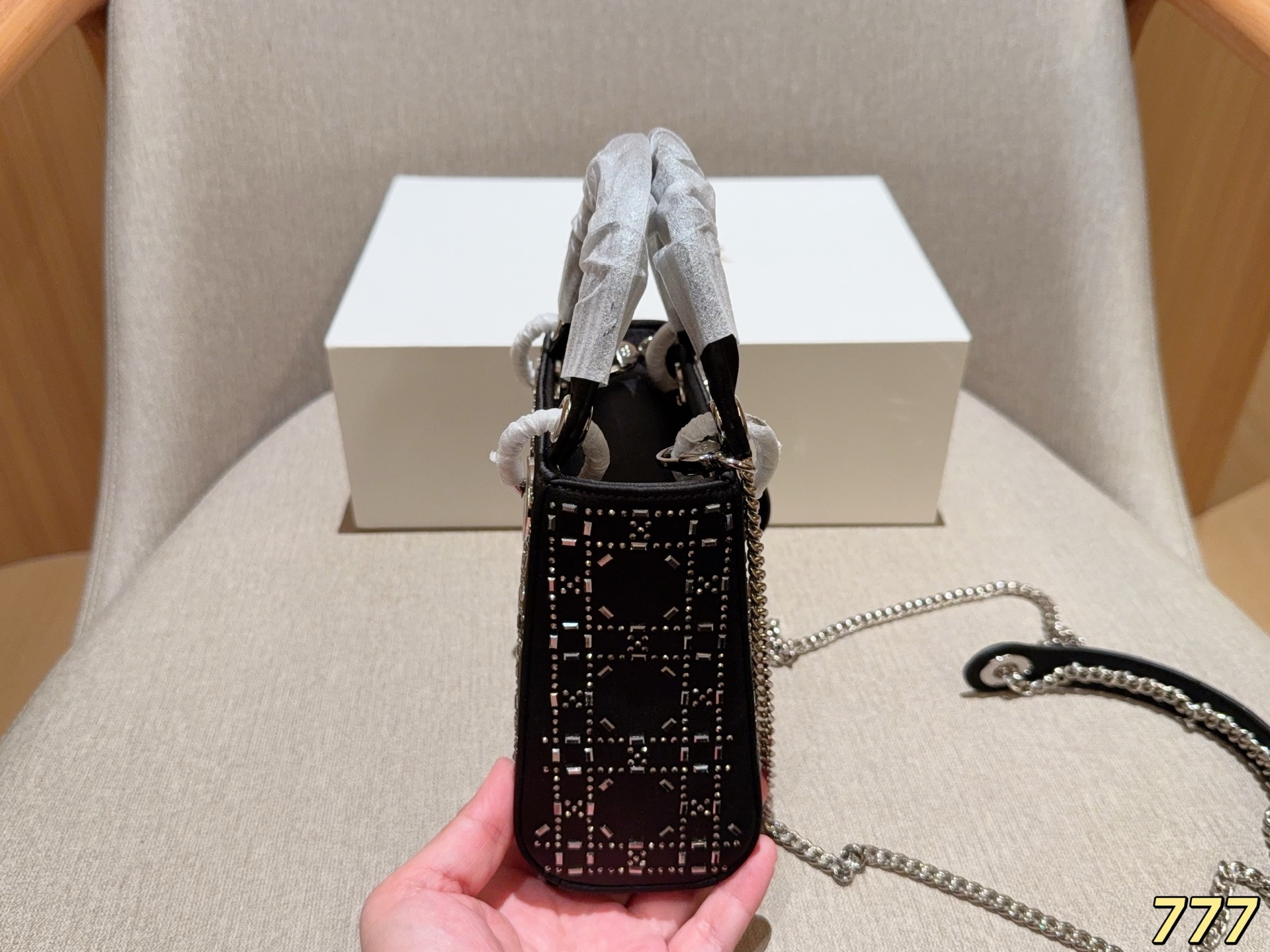 Cheap Dior AAA Quality Handbags in 231028, $90 USD- [IB231028] - Replica Dior AAA Quality Handbags