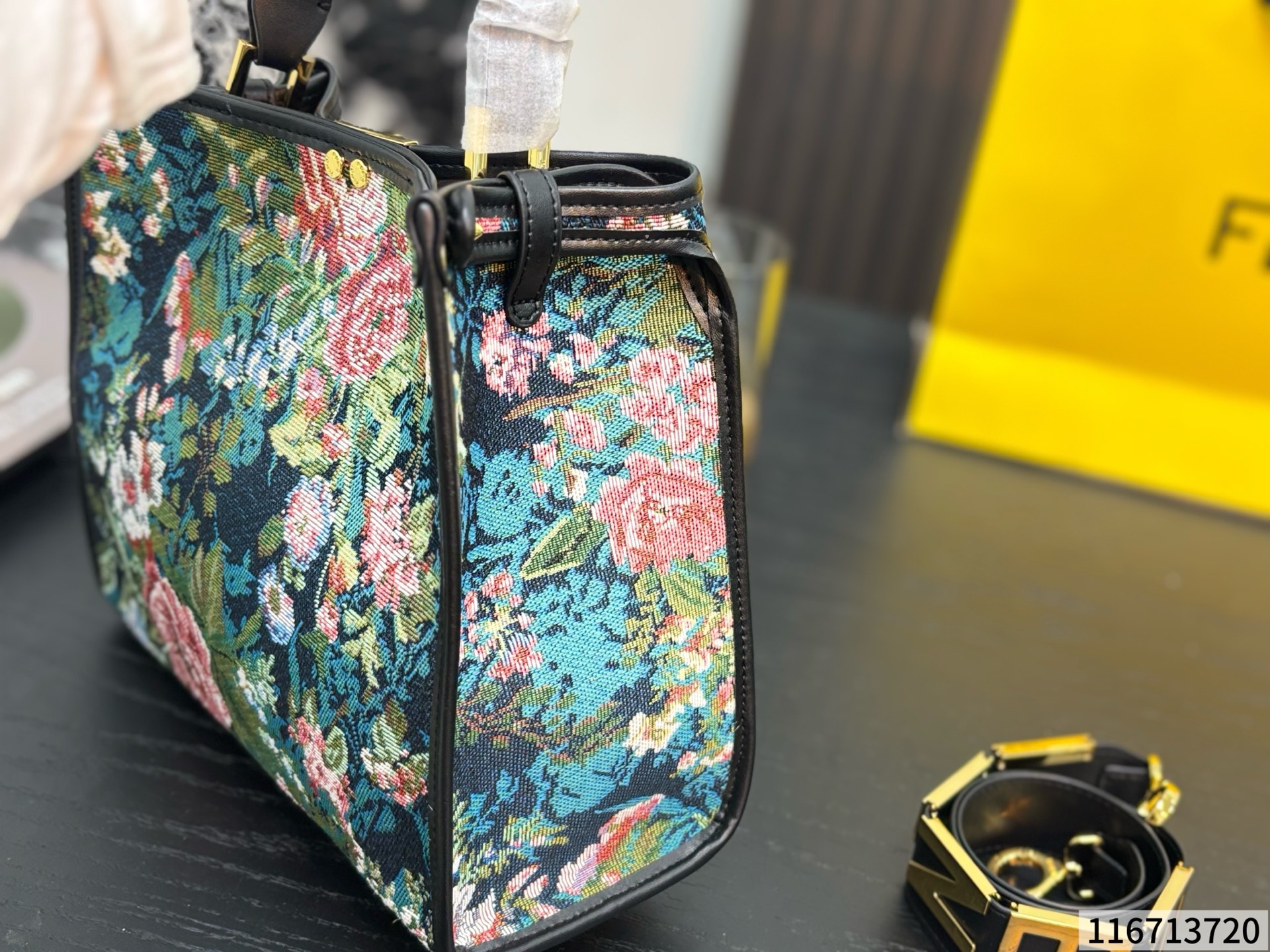 Cheap Fendi AAA+++ Handbags in 231048, $90 USD- [IB231048] - Replica Fendi AAA+++ Handbags