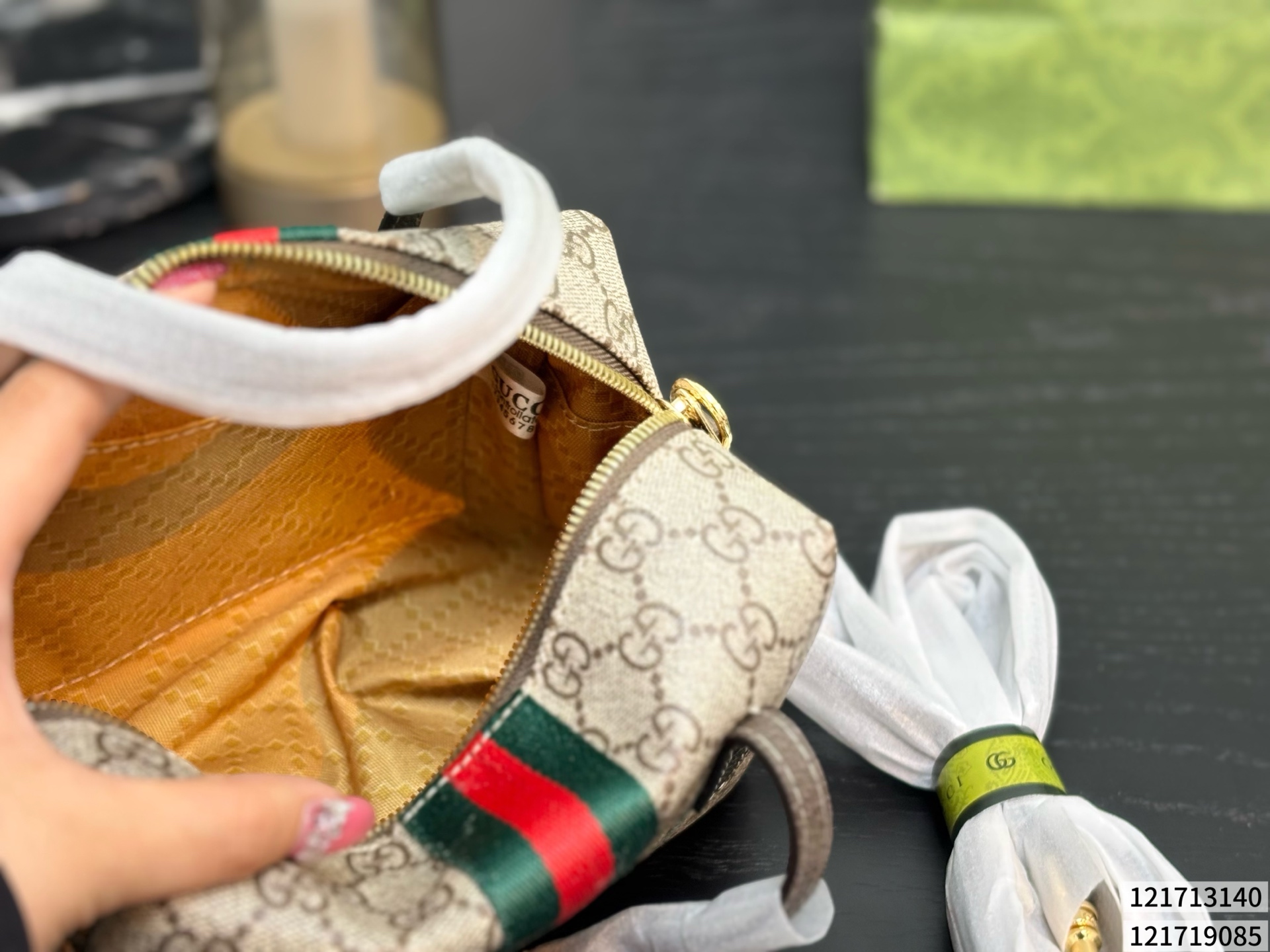 Cheap Gucci AAA Quality Handbags in 231099, $65 USD- [IB231099] - Replica Gucci AAA Quality Handbags