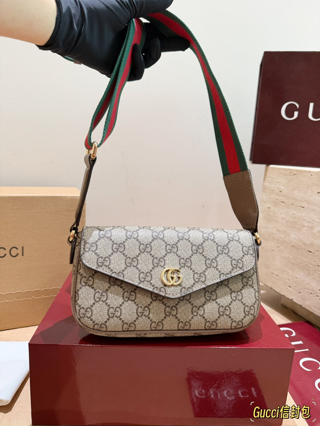 Cheap Gucci AAA Quality Handbags in 231133, $75 USD- [IB231133] - Replica Gucci AAA Quality Handbags