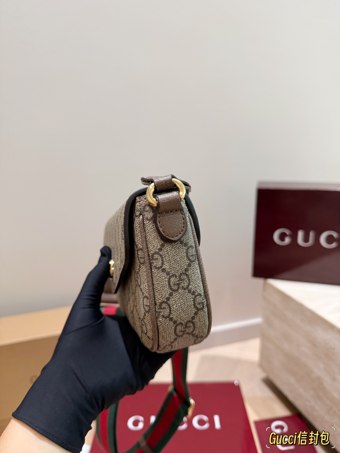 Cheap Gucci AAA Quality Handbags in 231133, $75 USD- [IB231133] - Replica Gucci AAA Quality Handbags