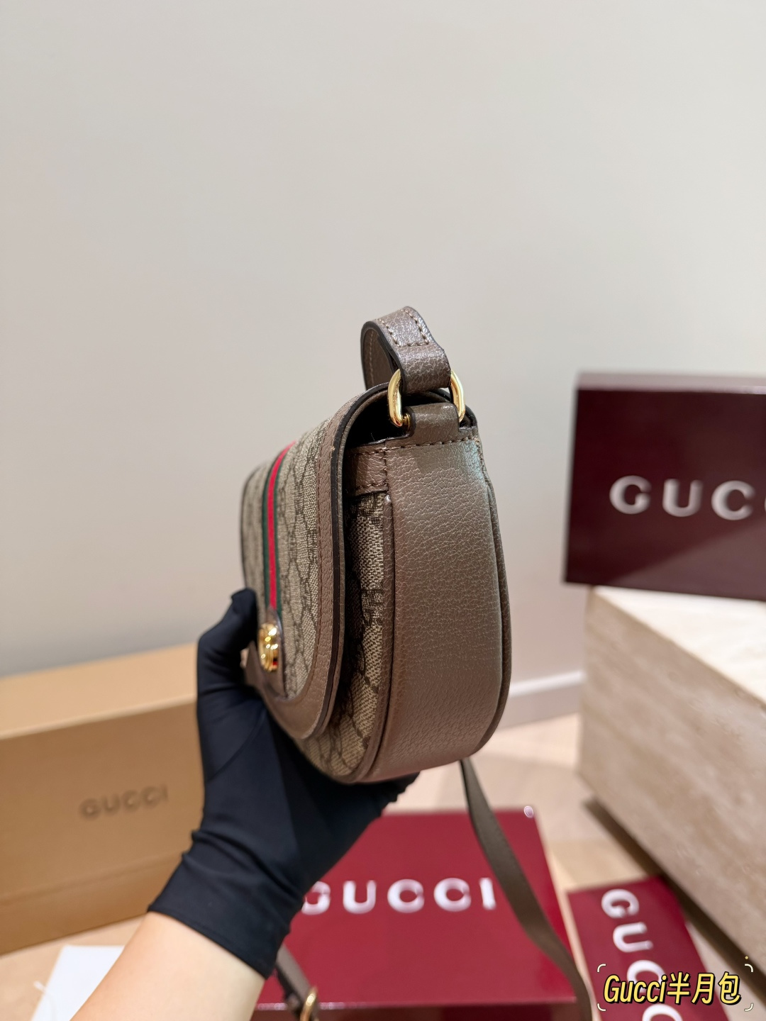 Cheap Gucci AAA Quality Handbags in 231135, $75 USD- [IB231135] - Replica Gucci AAA Quality Handbags