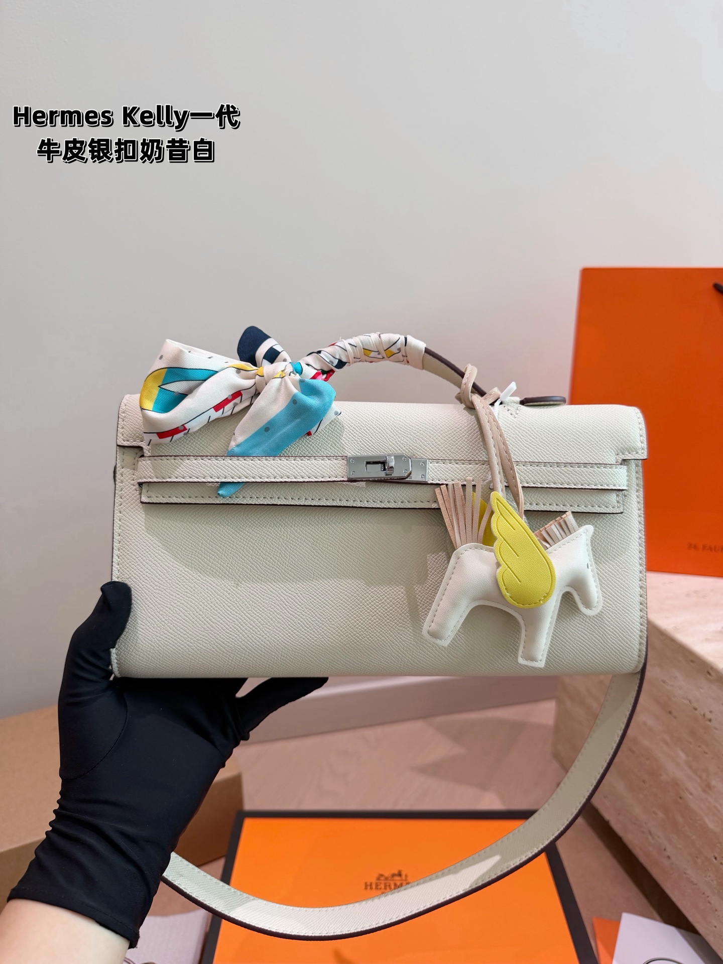Cheap Hermes  AAA Quality Handbags in 231154, $95 USD- [IB231154] - Replica Hermes  AAA Quality Handbags