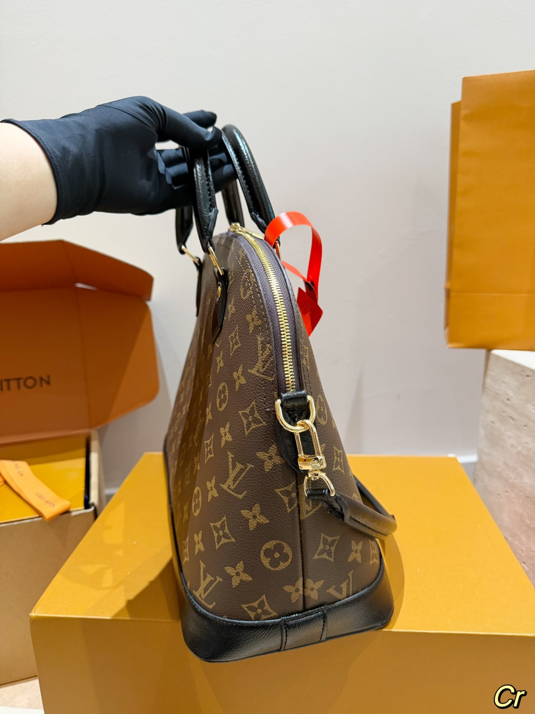 Cheap Louis Vuitton AAA Quality Handbags in 231191, $110 USD- [IB231191] - Replica Louis Vuitton AAA Quality Handbags