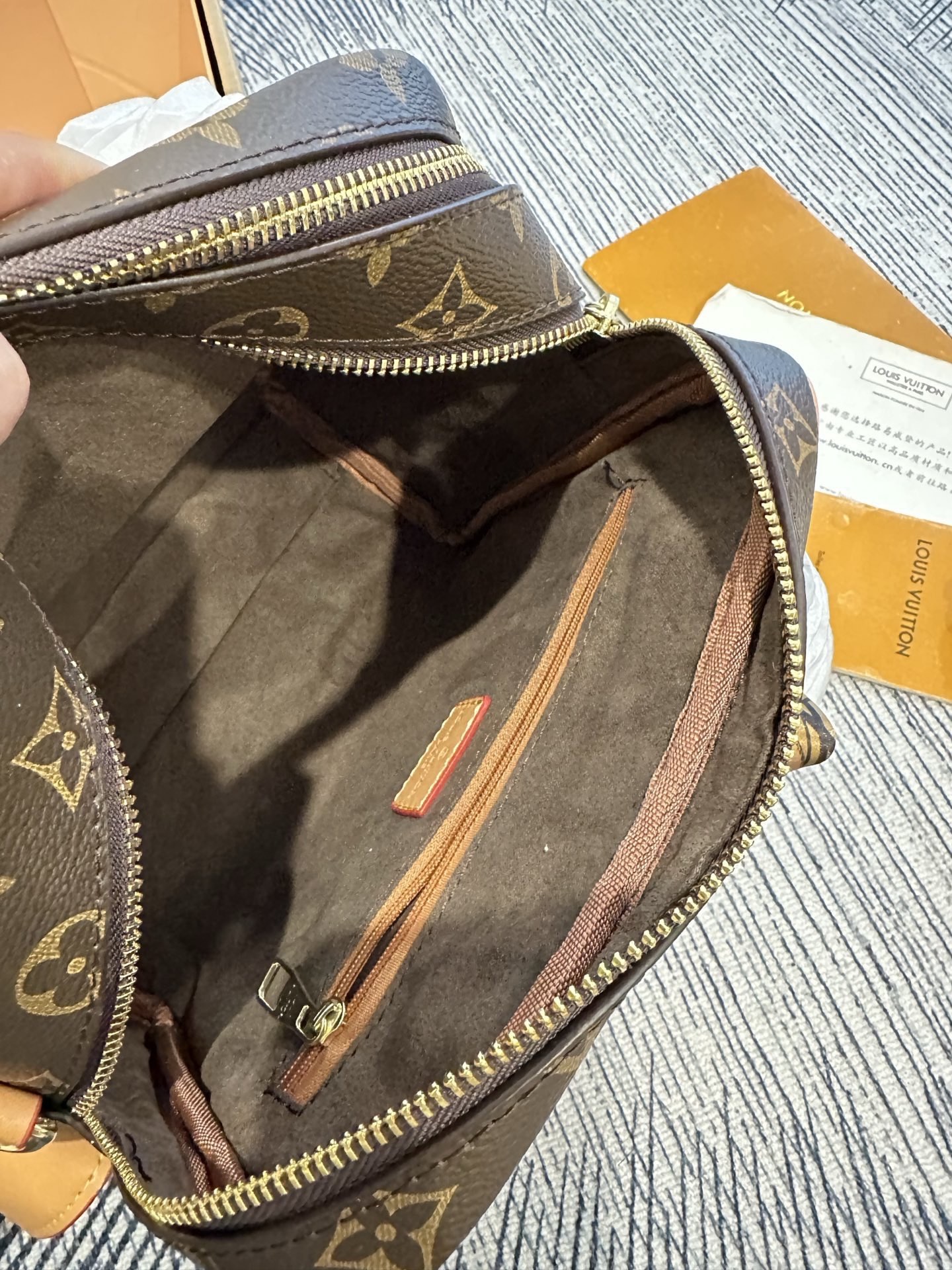 Cheap Louis Vuitton AAA Quality Handbags in 231192, $80 USD- [IB231192] - Replica Louis Vuitton AAA Quality Handbags