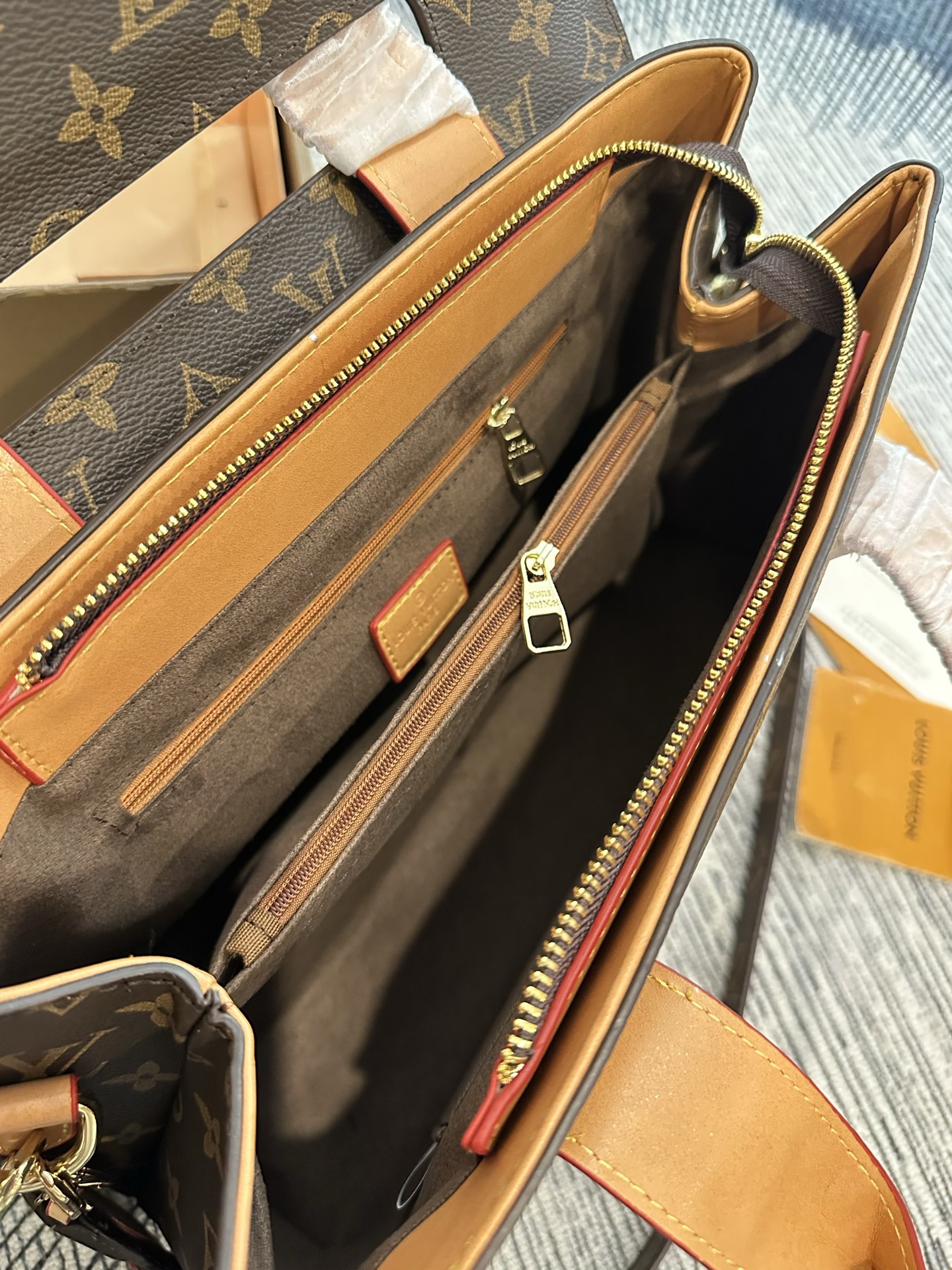 Cheap Louis Vuitton AAA Quality Handbags in 231193, $75 USD- [IB231193] - Replica Louis Vuitton AAA Quality Handbags