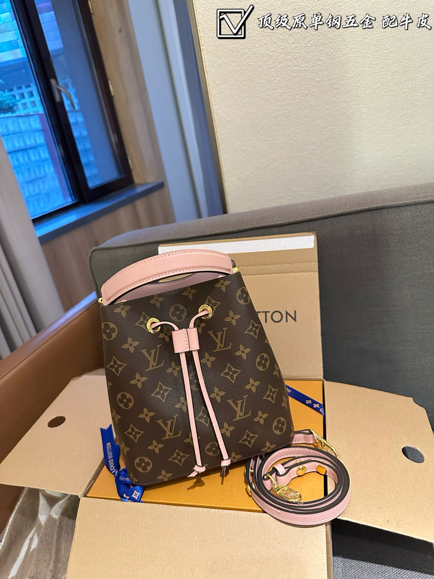 Cheap Louis Vuitton AAA Quality Handbags in 231198, $90 USD- [IB231198] - Replica Louis Vuitton AAA Quality Handbags