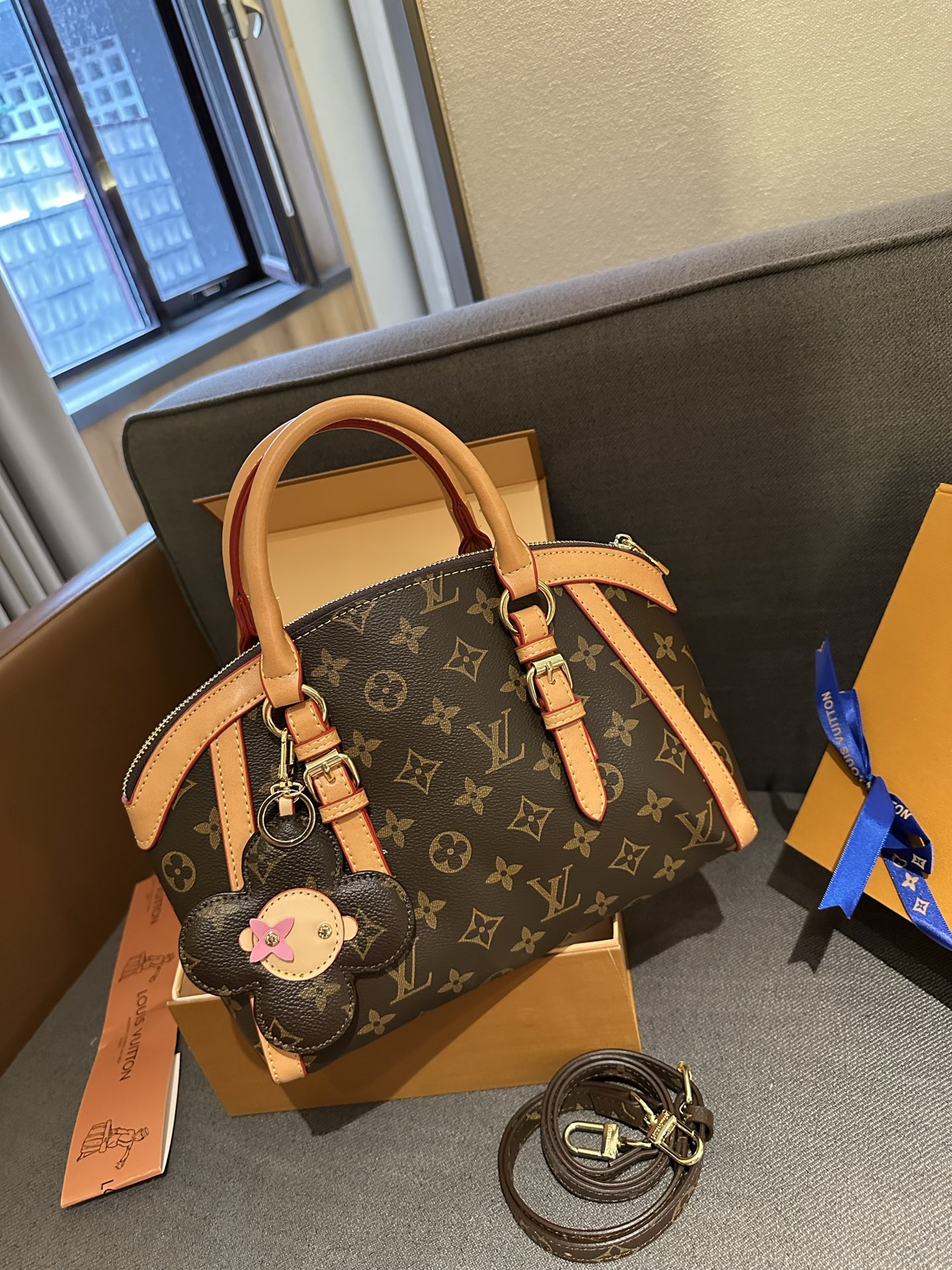 Cheap Louis Vuitton AAA Quality Handbags in 231208, $75 USD- [IB231208] - Replica Louis Vuitton AAA Quality Handbags
