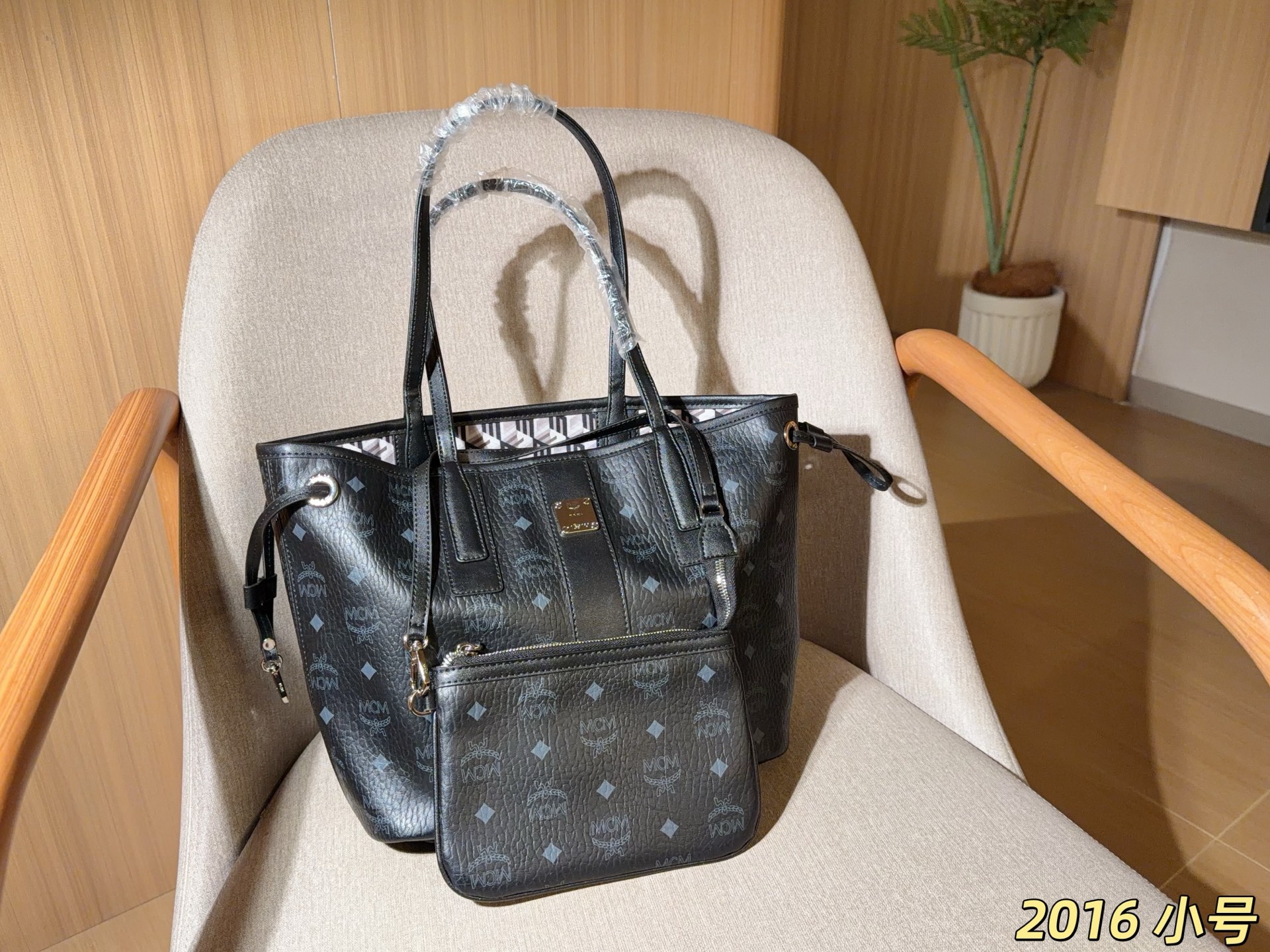 Cheap MCM aaa quality Handbags in 231226, $75 USD- [IB231226] - Replica MCM aaa quality Handbags