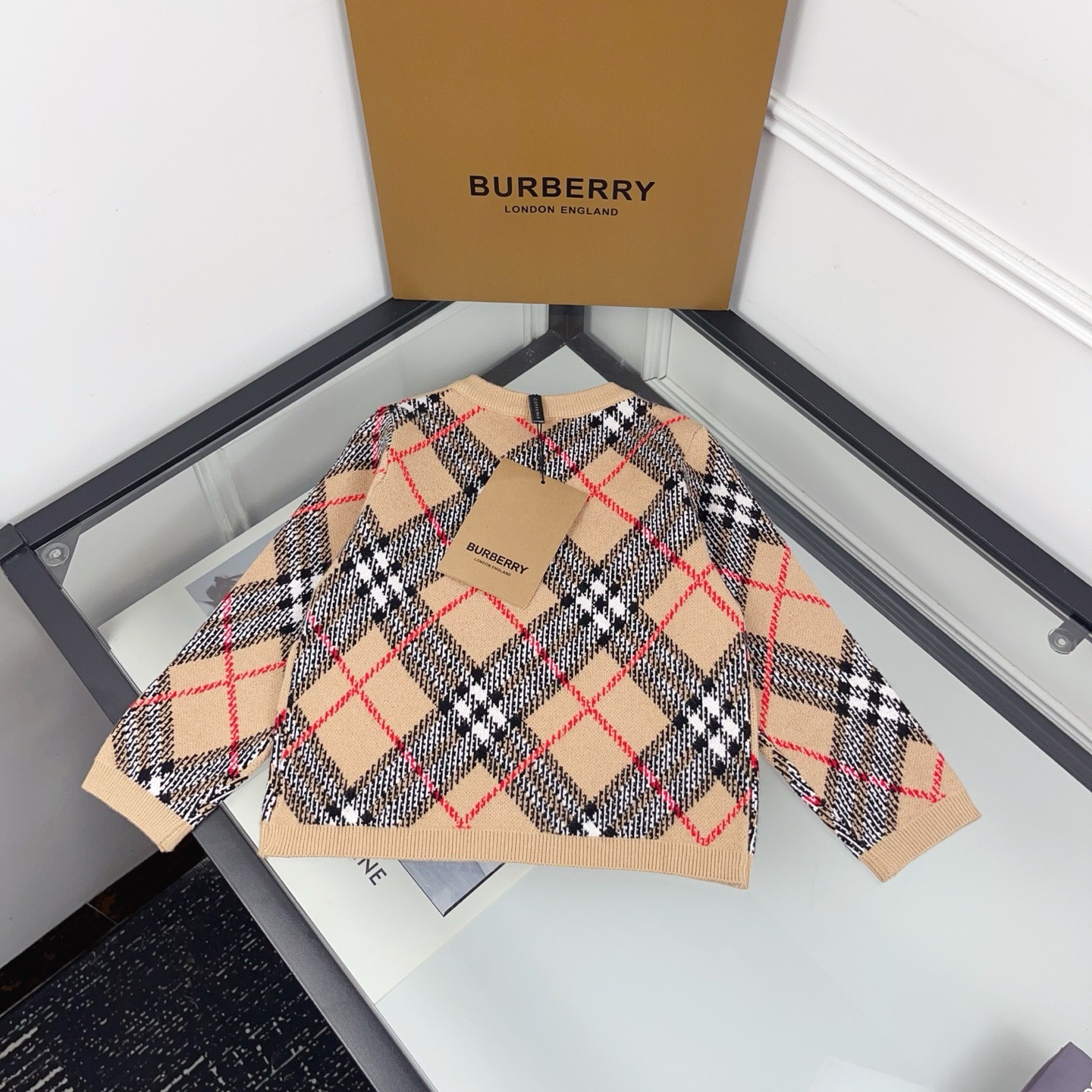 Cheap Sweaters in 231992, $50 USD- [IB231992] - Replica Sweaters