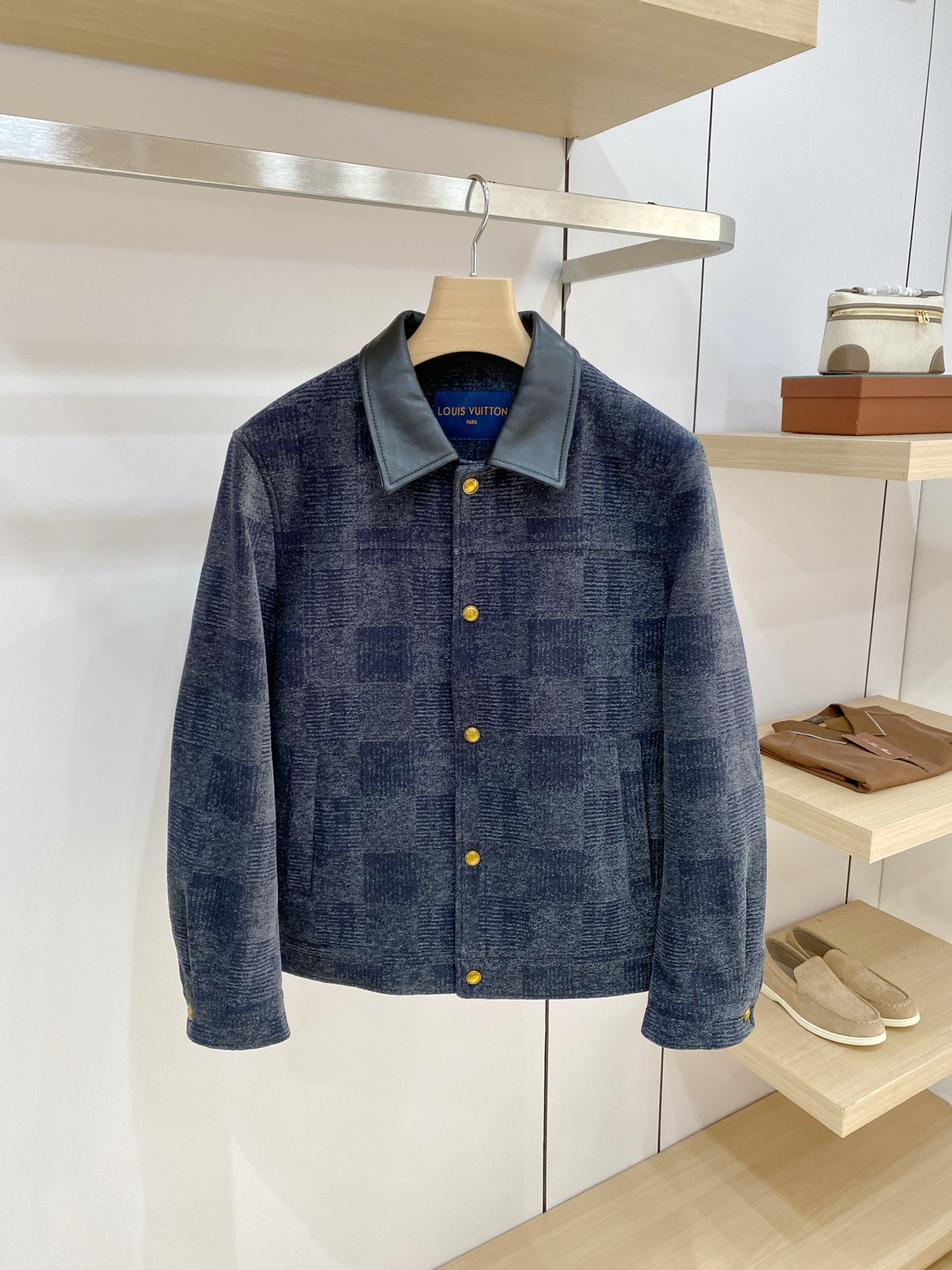 Cheap Louis Vuitton Thick Jackets For Men in 232062, $130 USD- [IB232062] - Replica Louis Vuitton Thick Jackets For Men