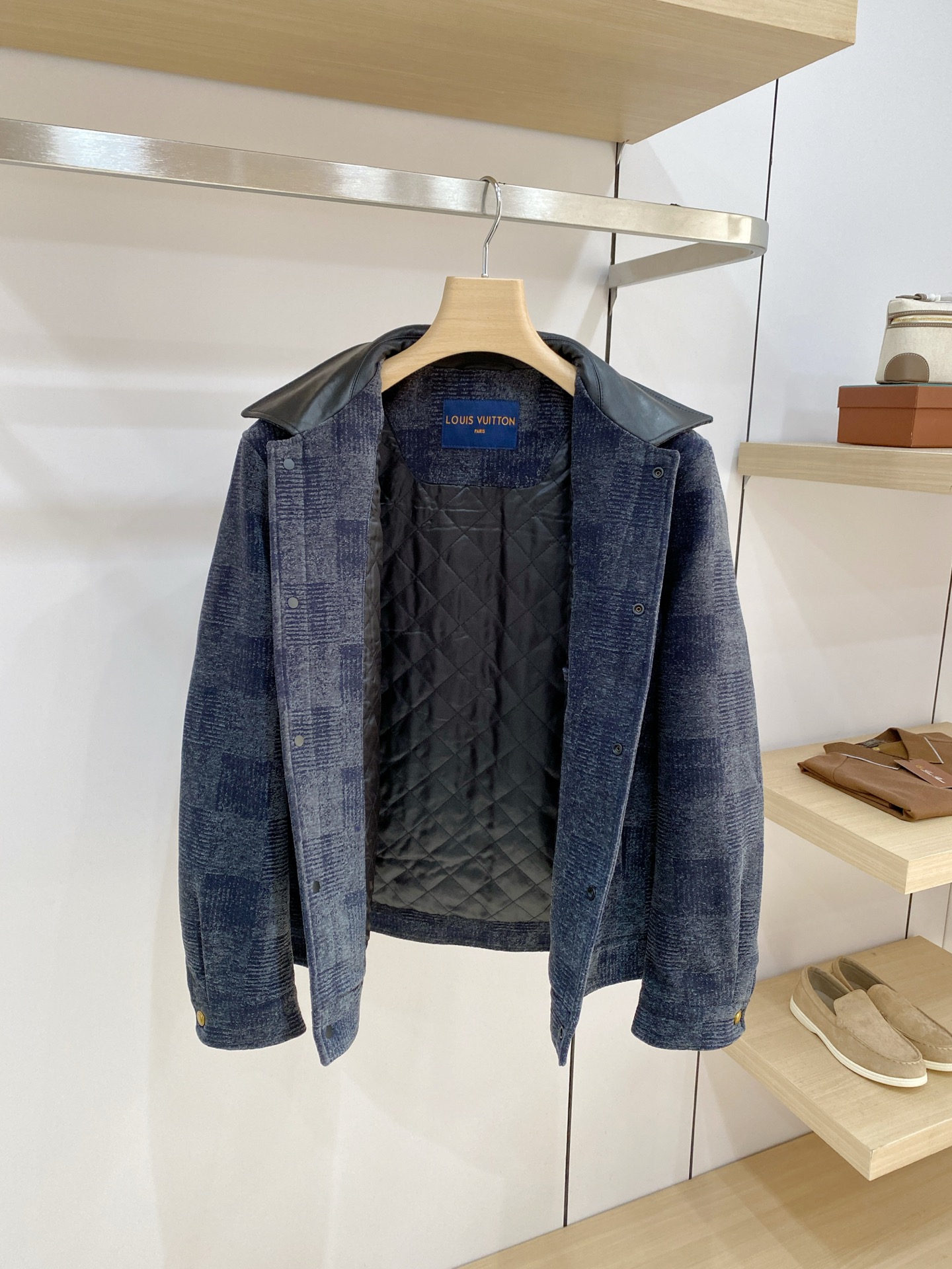 Cheap Louis Vuitton Thick Jackets For Men in 232062, $130 USD- [IB232062] - Replica Louis Vuitton Thick Jackets For Men