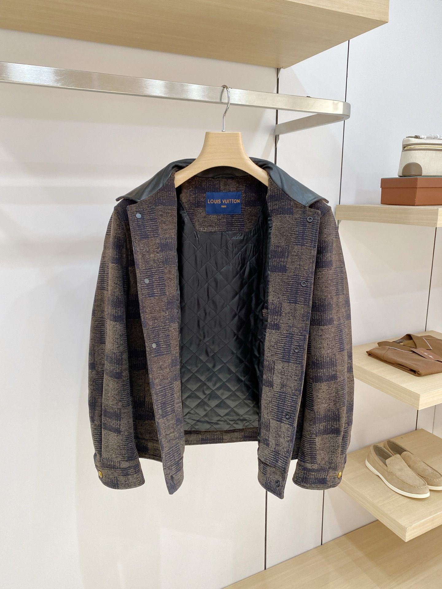 Cheap Louis Vuitton Thick Jackets For Men in 232063, $130 USD- [IB232063] - Replica Louis Vuitton Thick Jackets For Men