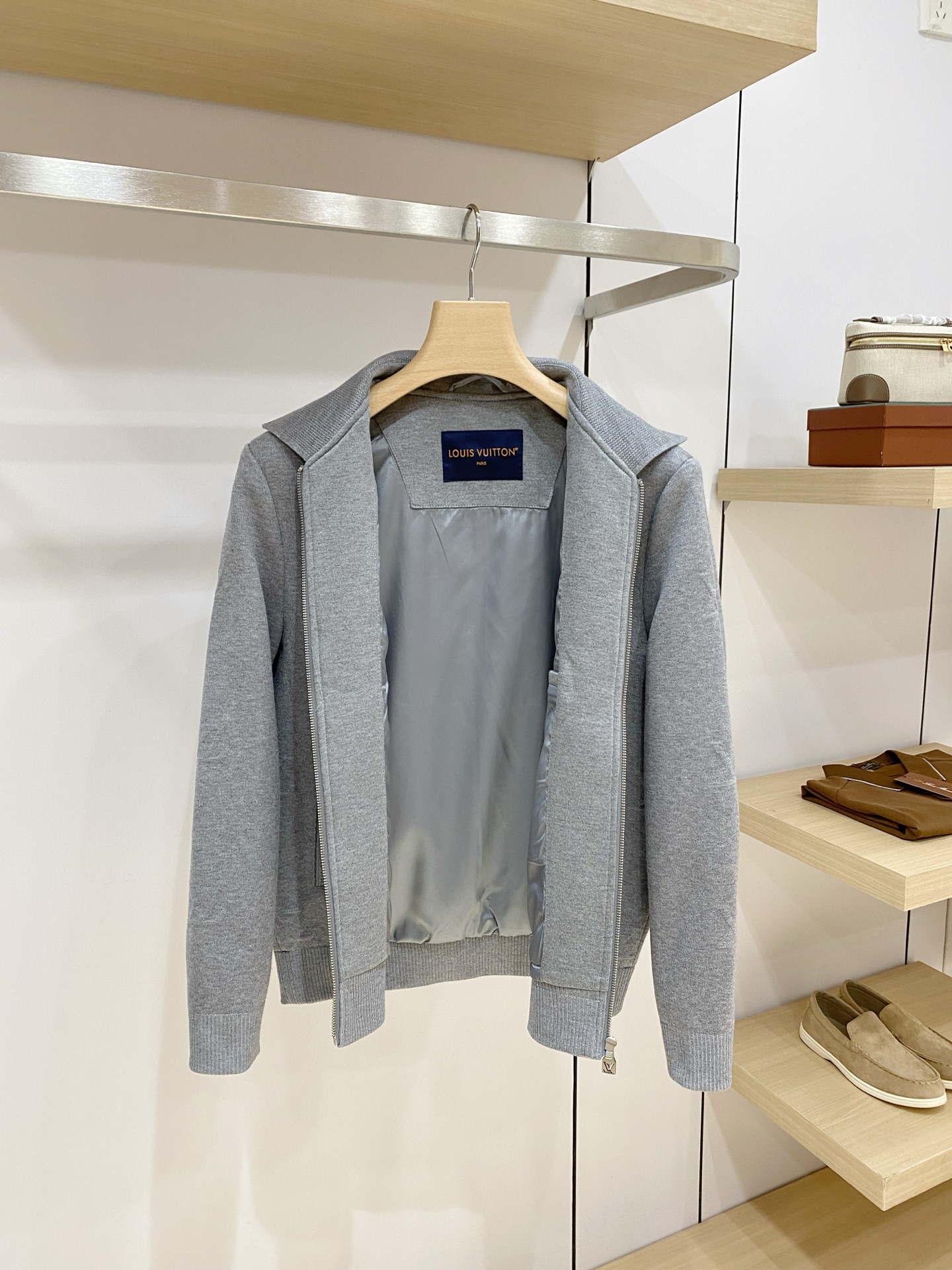 Cheap Louis Vuitton Thick Jackets For Men in 232079, $110 USD- [IB232079] - Replica Louis Vuitton Thick Jackets For Men