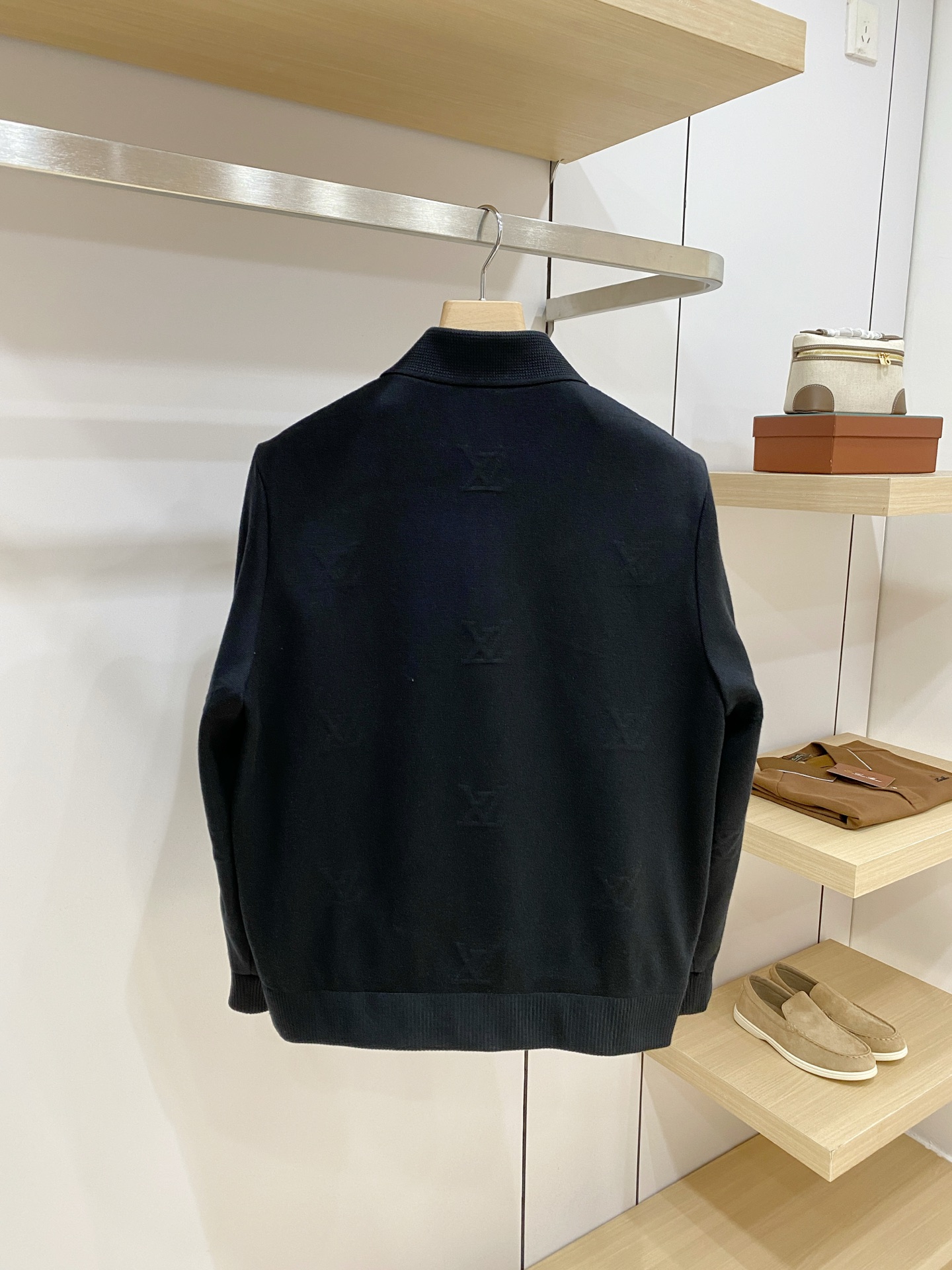 Cheap Louis Vuitton Thick Jackets For Men in 232080, $110 USD- [IB232080] - Replica Louis Vuitton Thick Jackets For Men