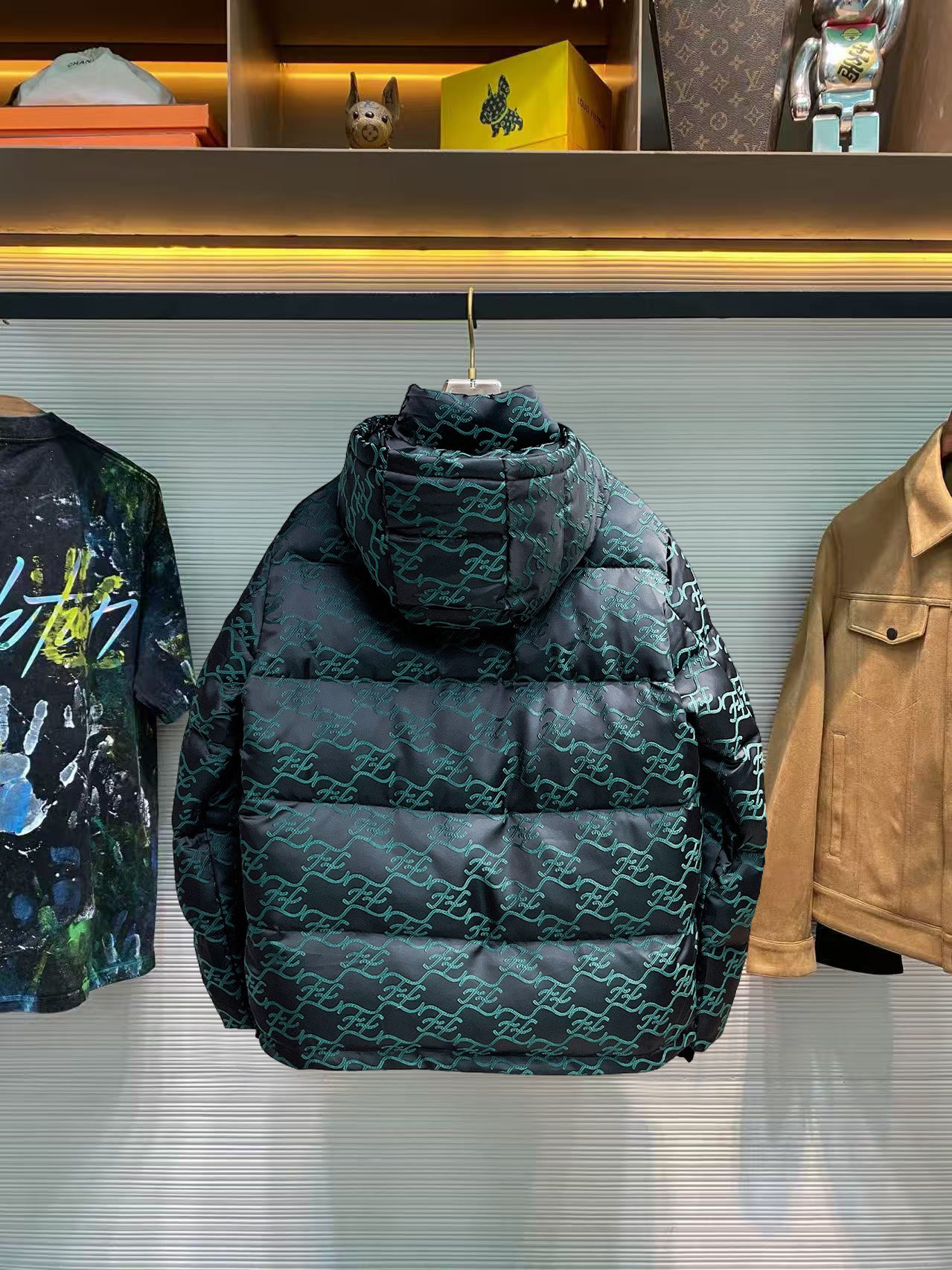 Cheap Fendi Down Coats For Men in 232100, $175 USD- [IB232100] - Replica Fendi Down Coats For Men