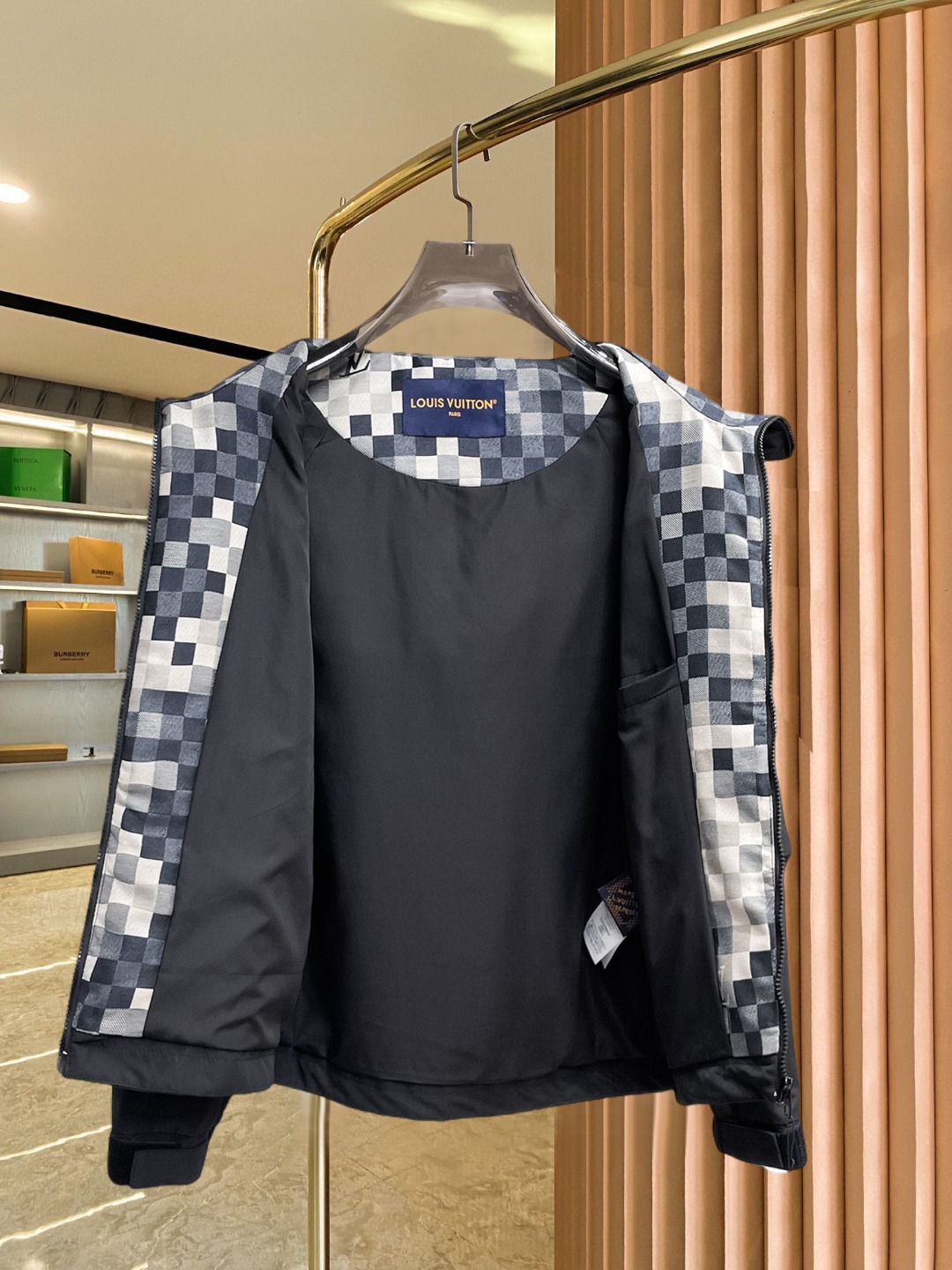 Cheap Louis Vuitton Thin Jackets For Men in 232137, $105 USD- [IB232137] - Replica Louis Vuitton Thin Jackets For Men
