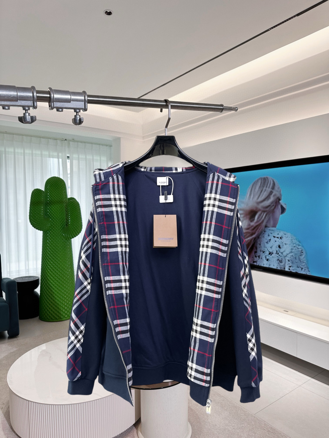 Cheap Burberry Hoodies for Men in 232287, $60 USD- [IB232287] - Replica Burberry Hoodies for Men